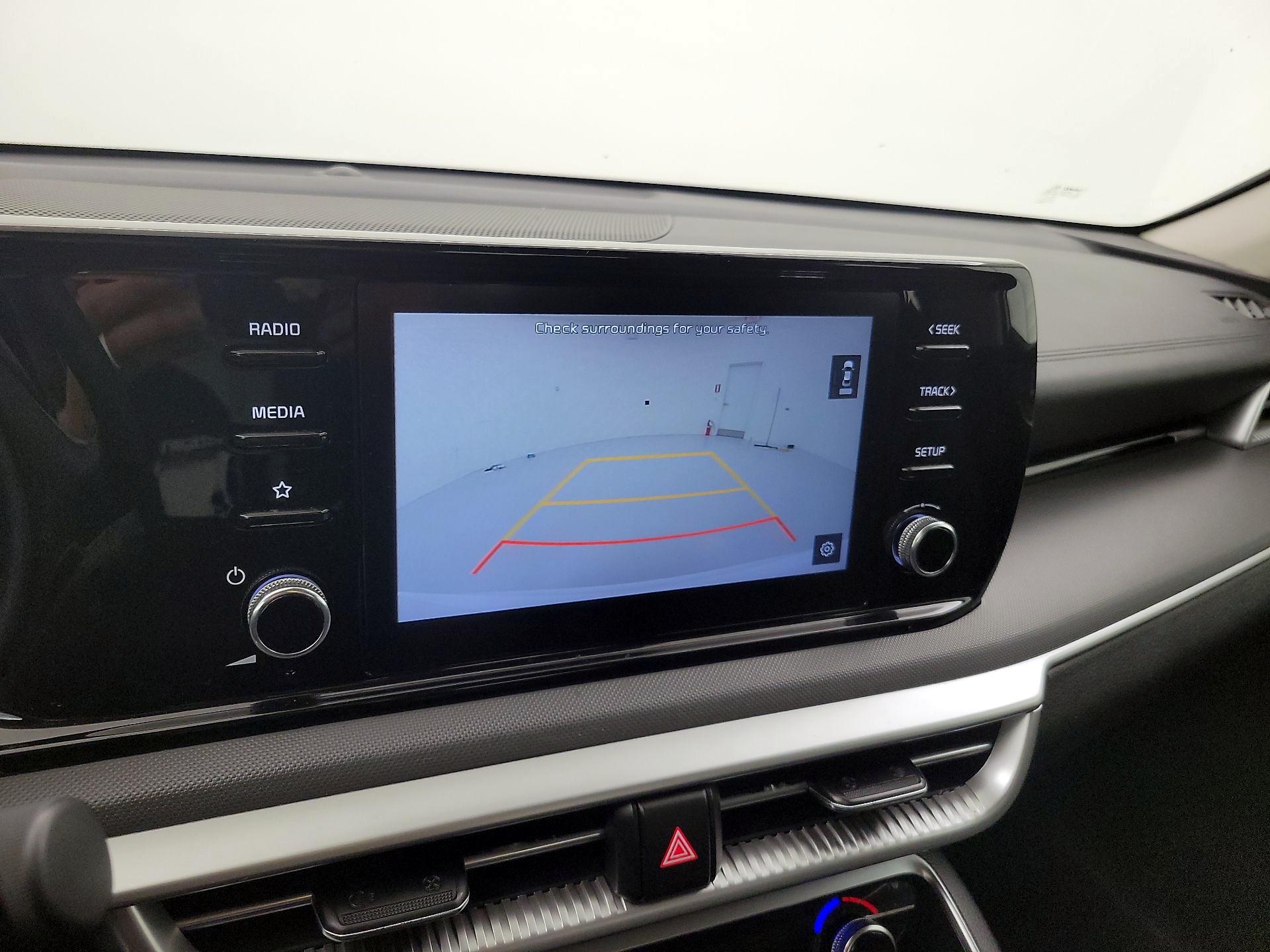 Thumbnail: 2021 Kia K5 - 14