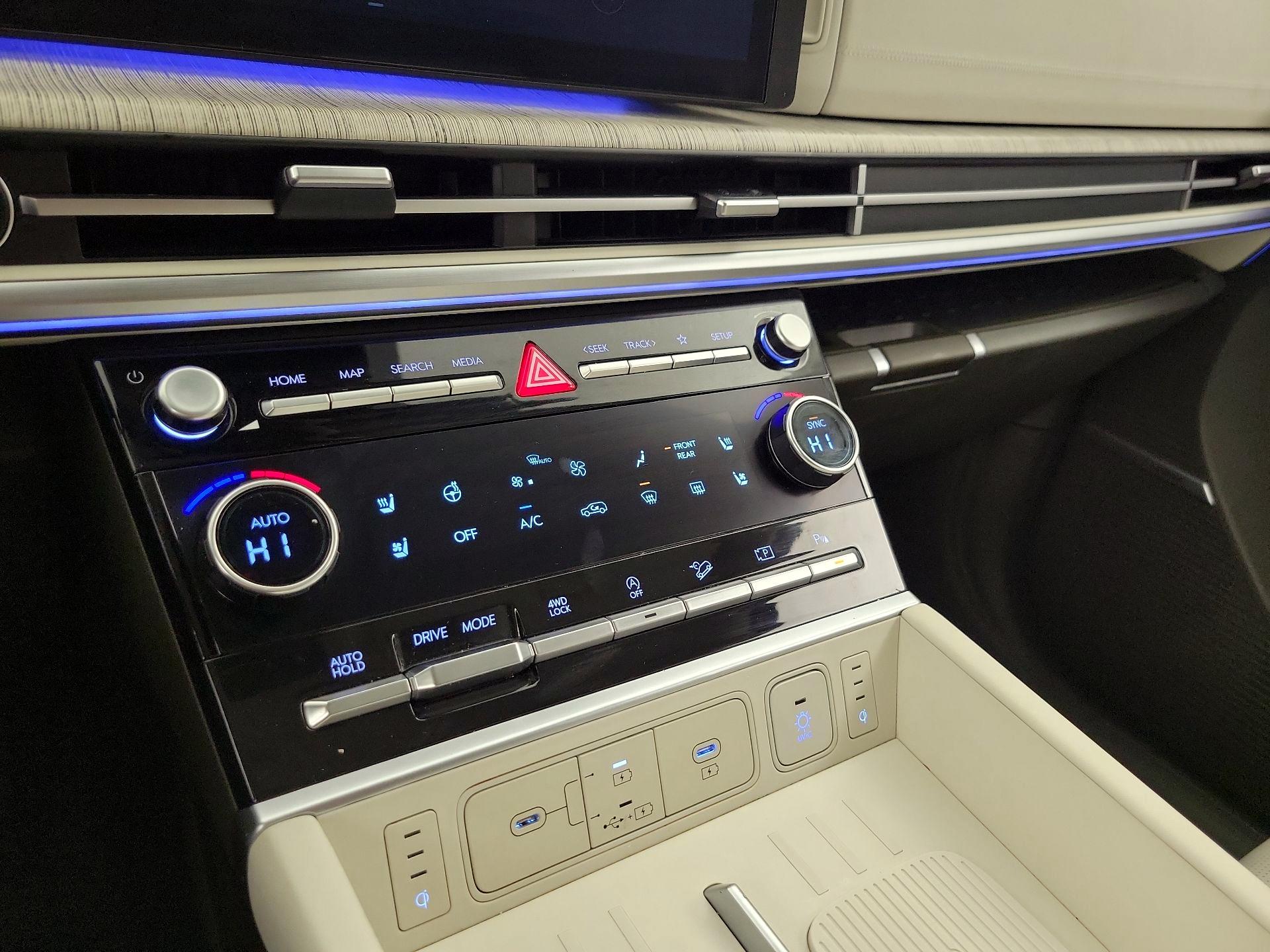 Thumbnail: 2024 Hyundai Santa Fe - 17