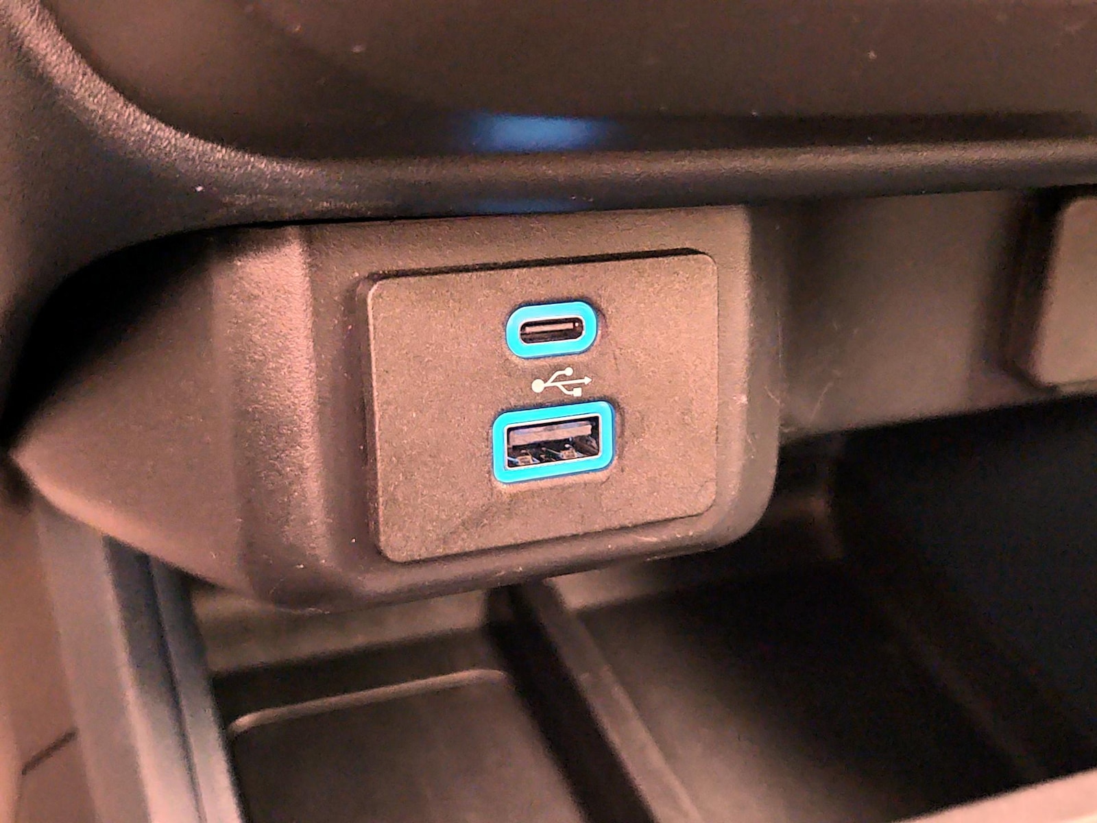 2023 Ford Maverick XL - Photo 17