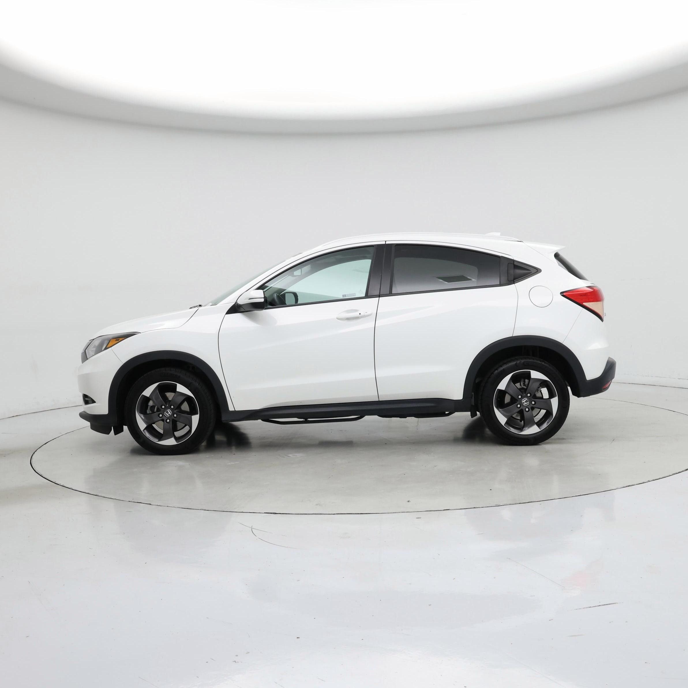 Thumbnail: 2018 Honda HR-V - 3