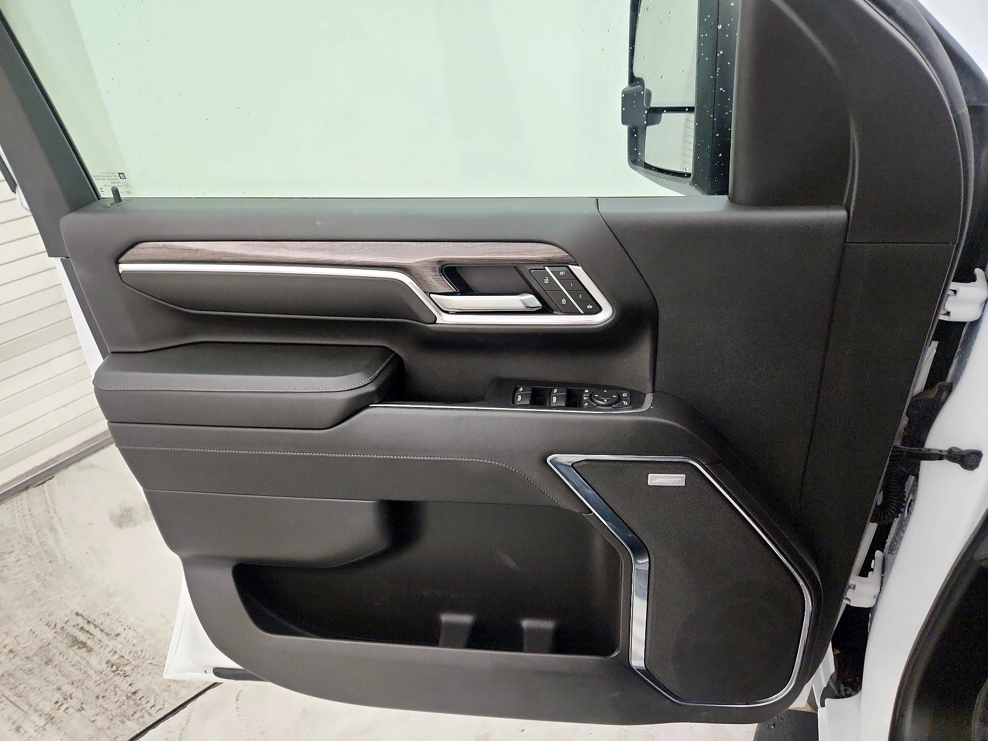 Thumbnail: 2024 Chevrolet Silverado 2500 - 10