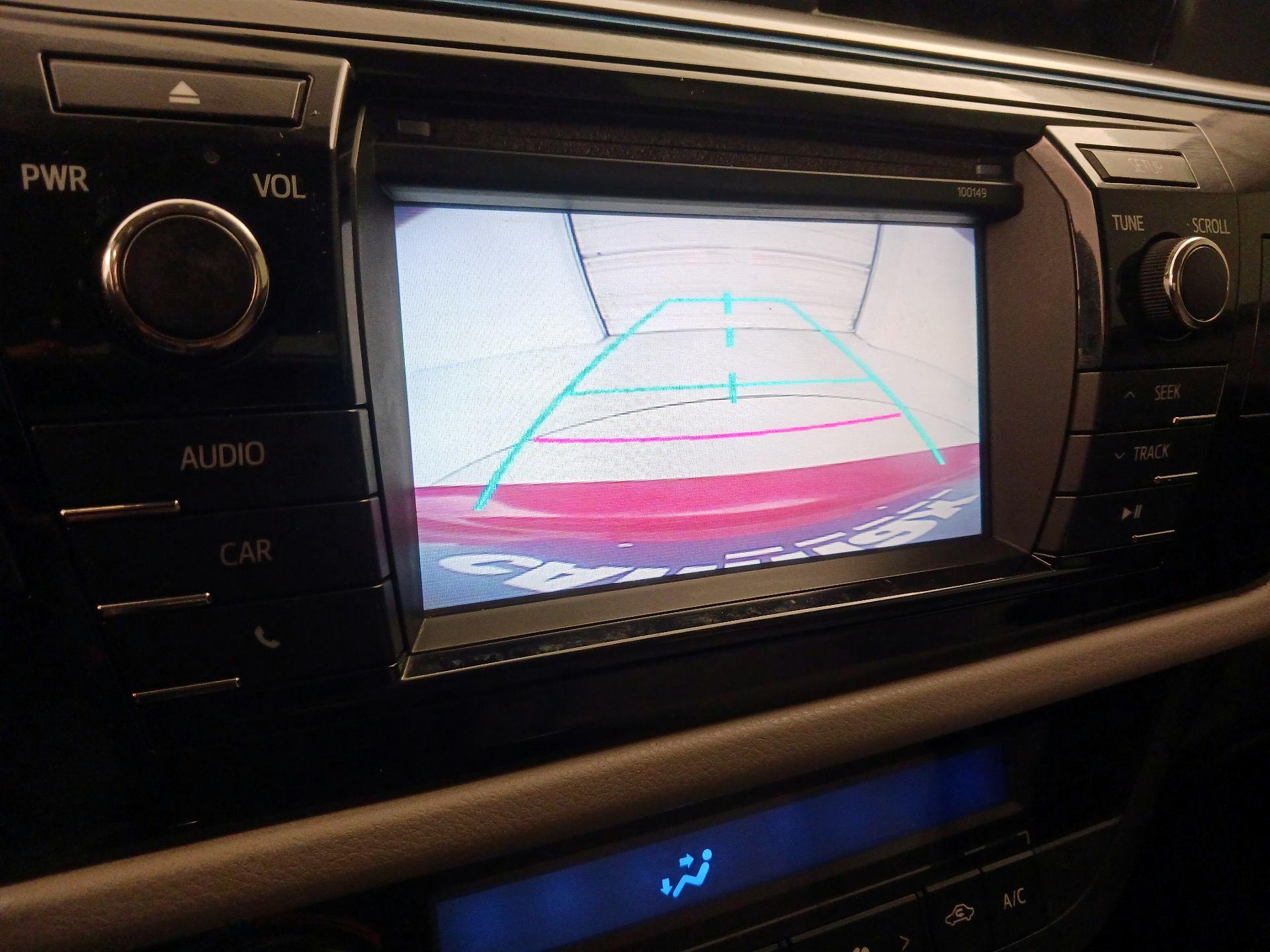 Thumbnail: 2014 Toyota Corolla - 14