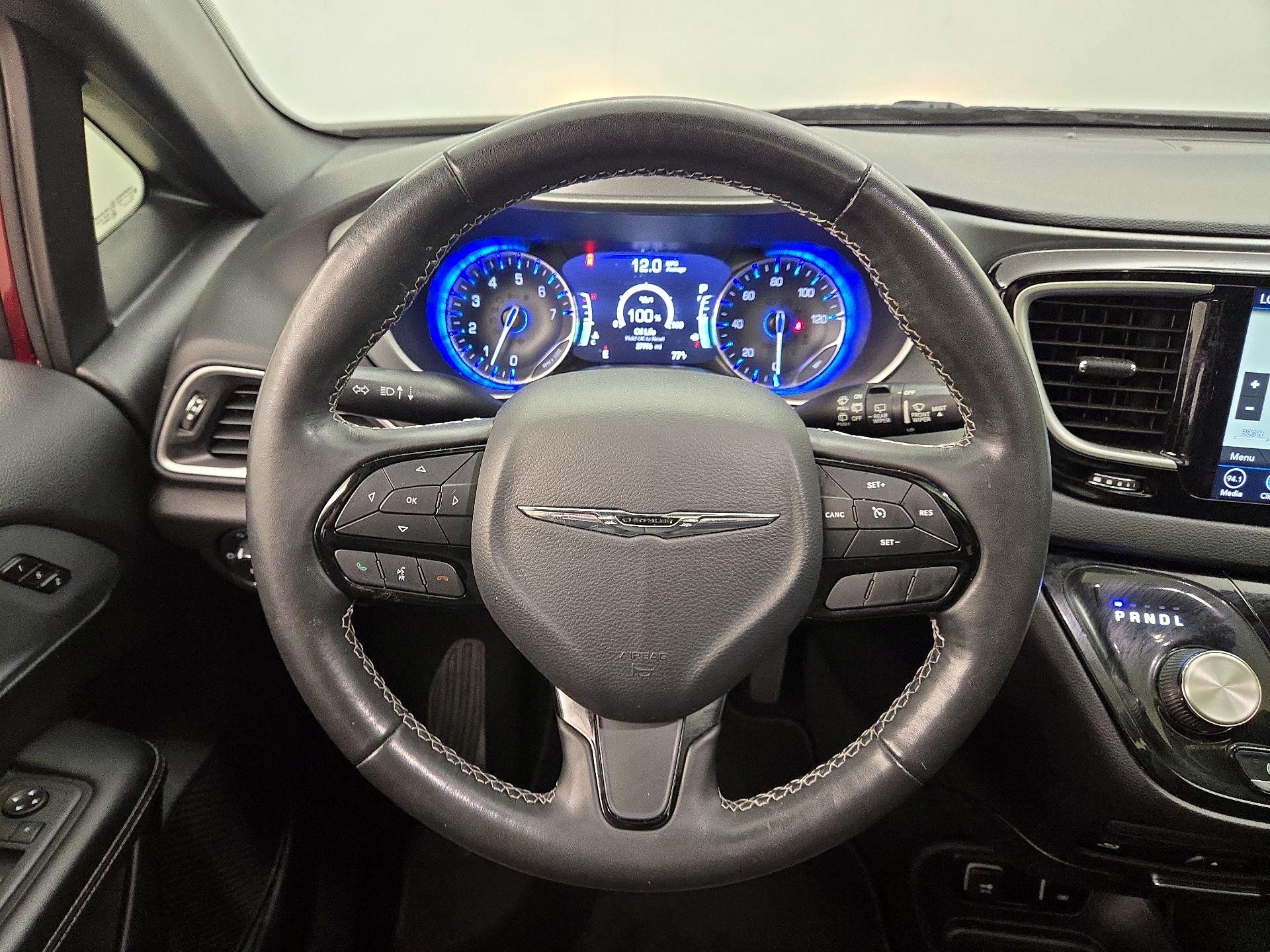Thumbnail: 2020 Chrysler Pacifica - 10
