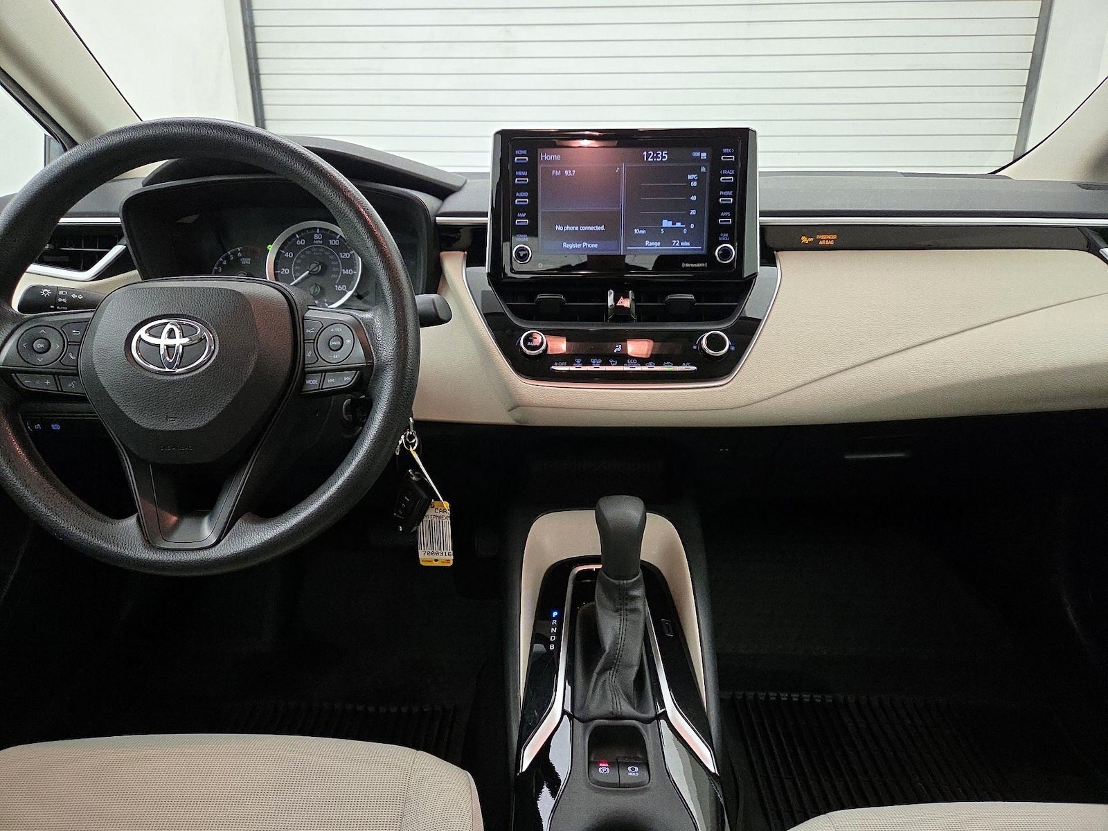 2021 Toyota Corolla LE - Photo 10