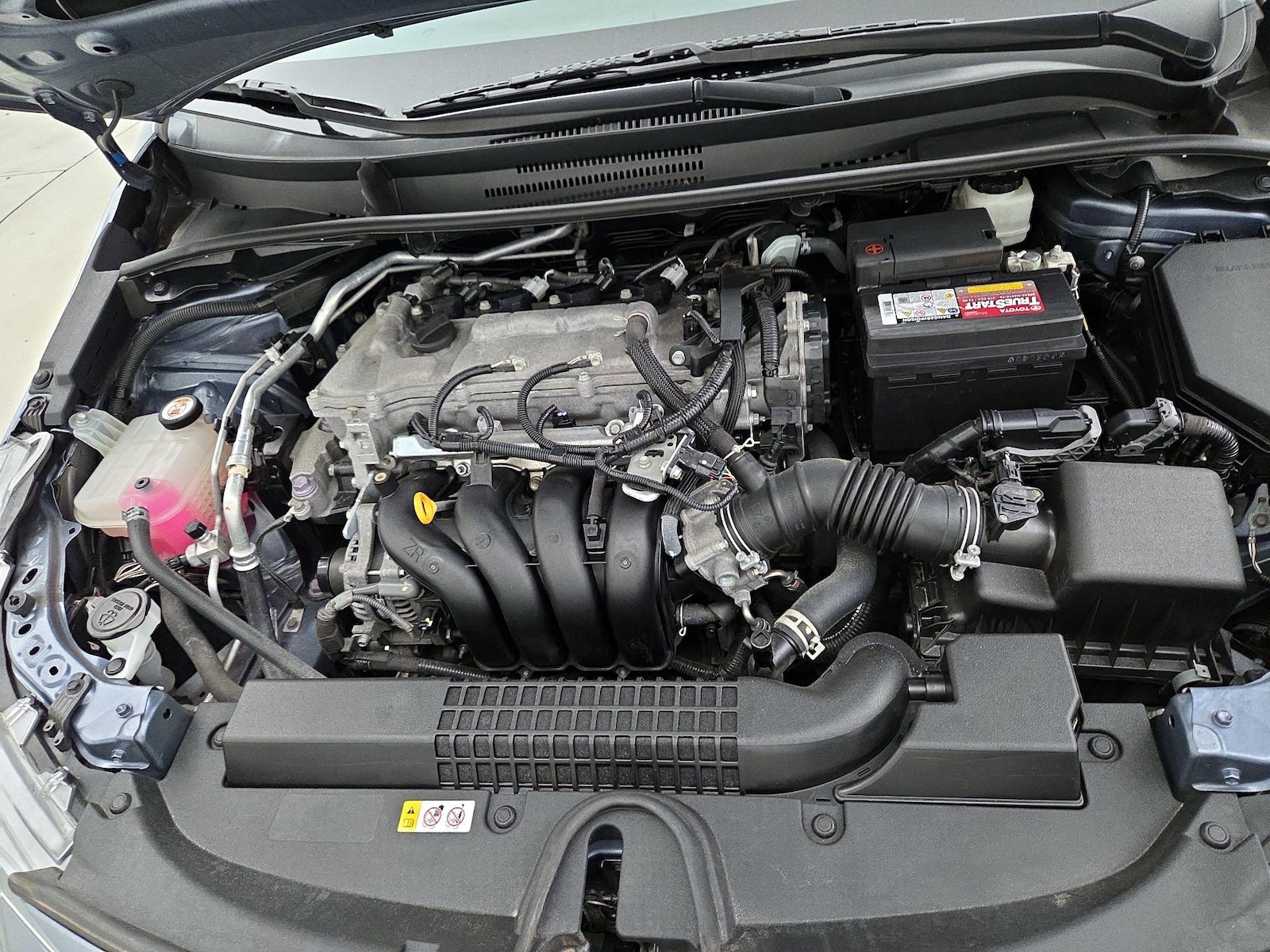 2021 Toyota Corolla LE - Photo 20