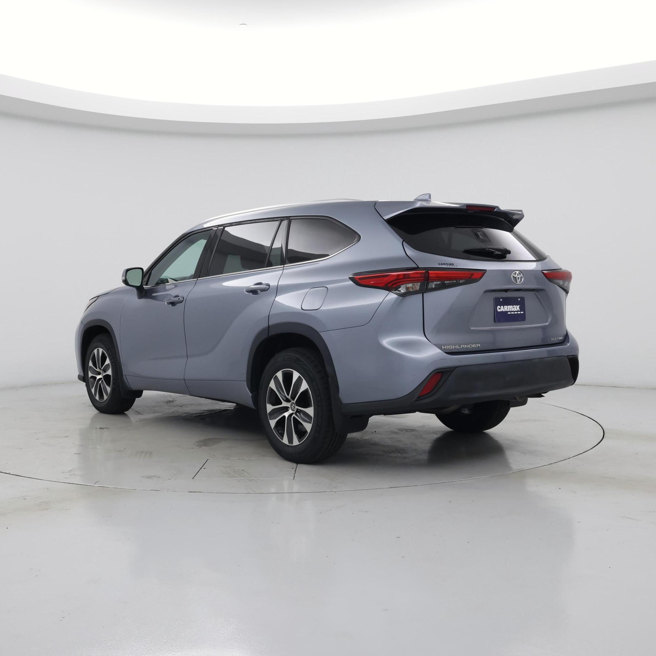 Thumbnail: 2021 Toyota Highlander - 2