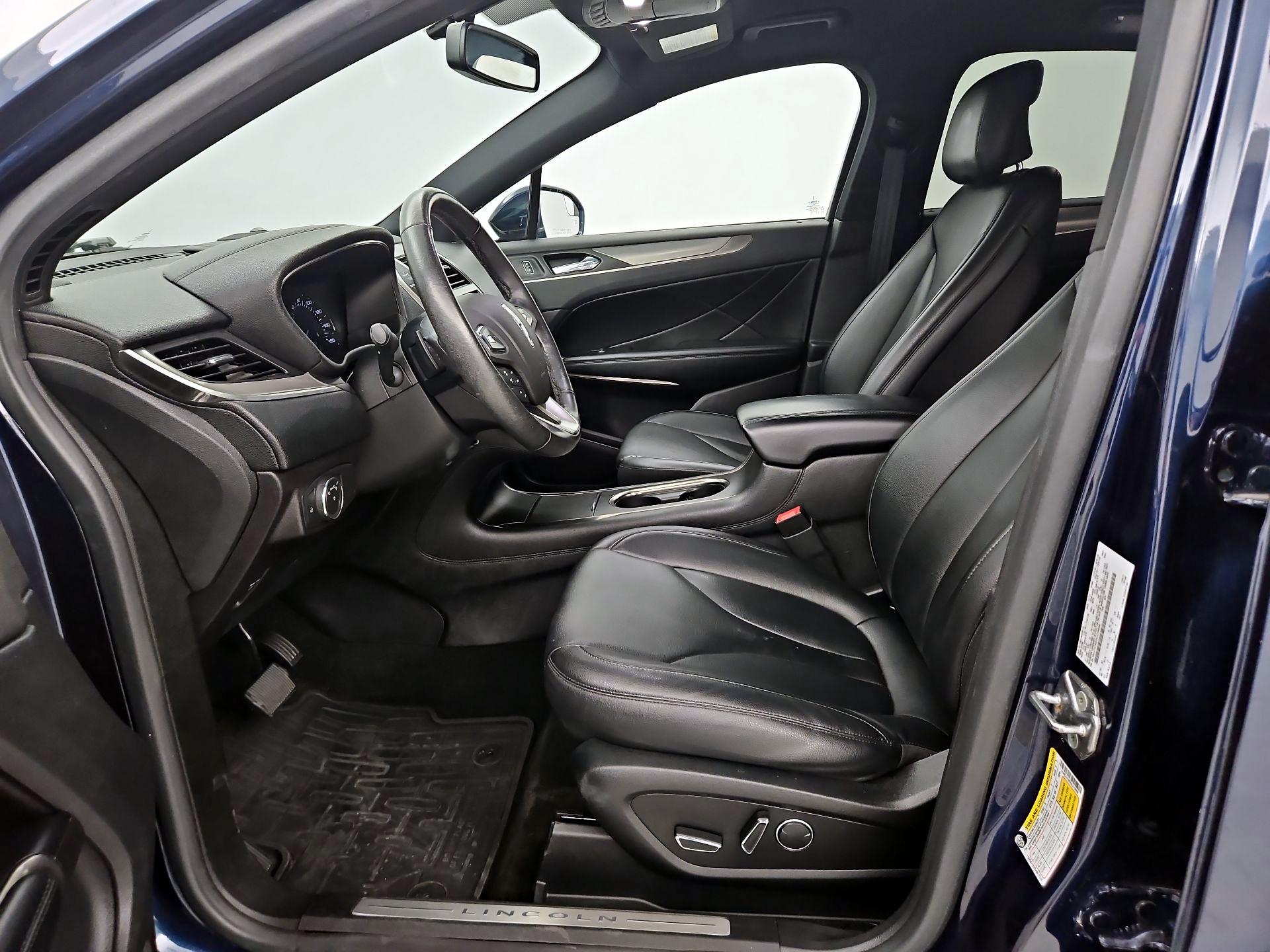Thumbnail: 2016 Lincoln MKC - 11
