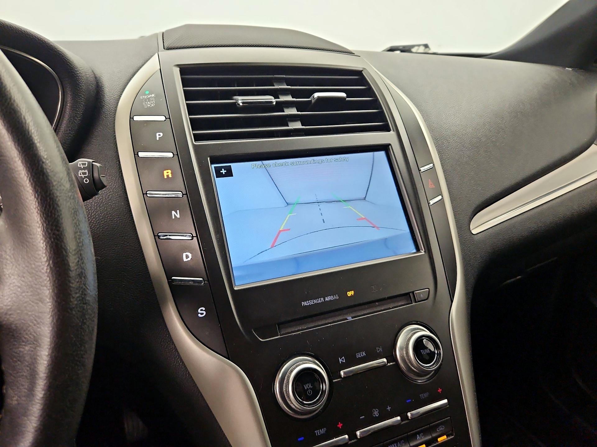 Thumbnail: 2016 Lincoln MKC - 14