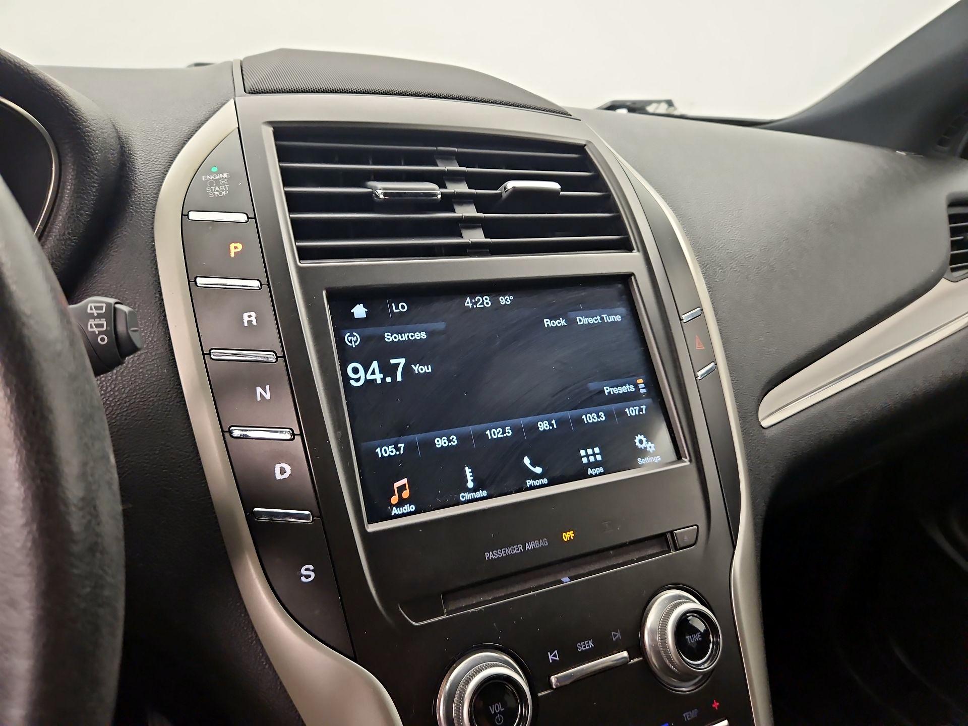 Thumbnail: 2016 Lincoln MKC - 15