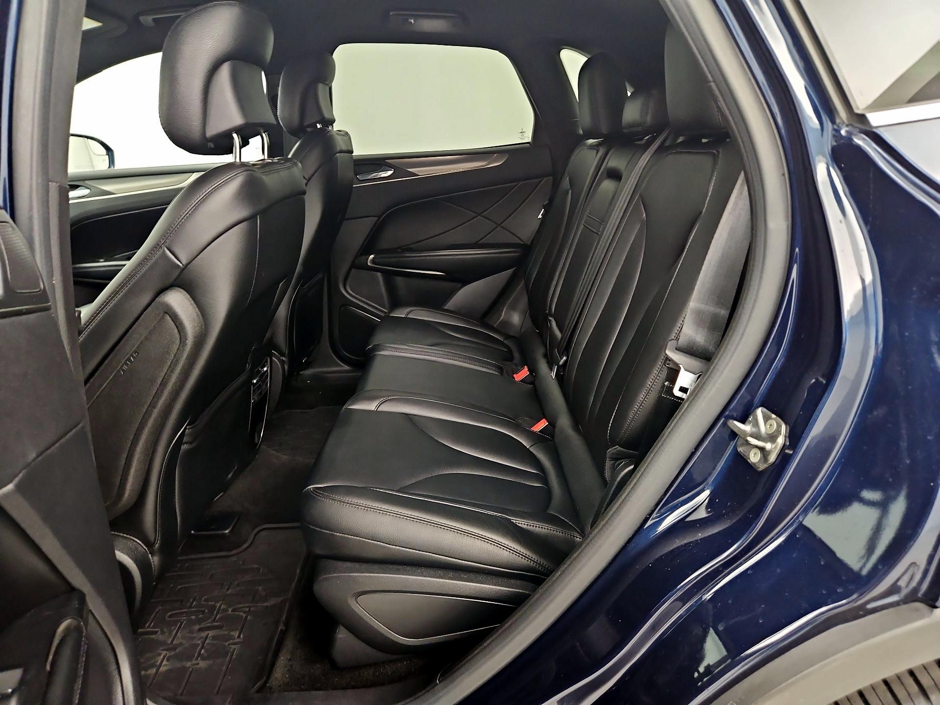 Thumbnail: 2016 Lincoln MKC - 19