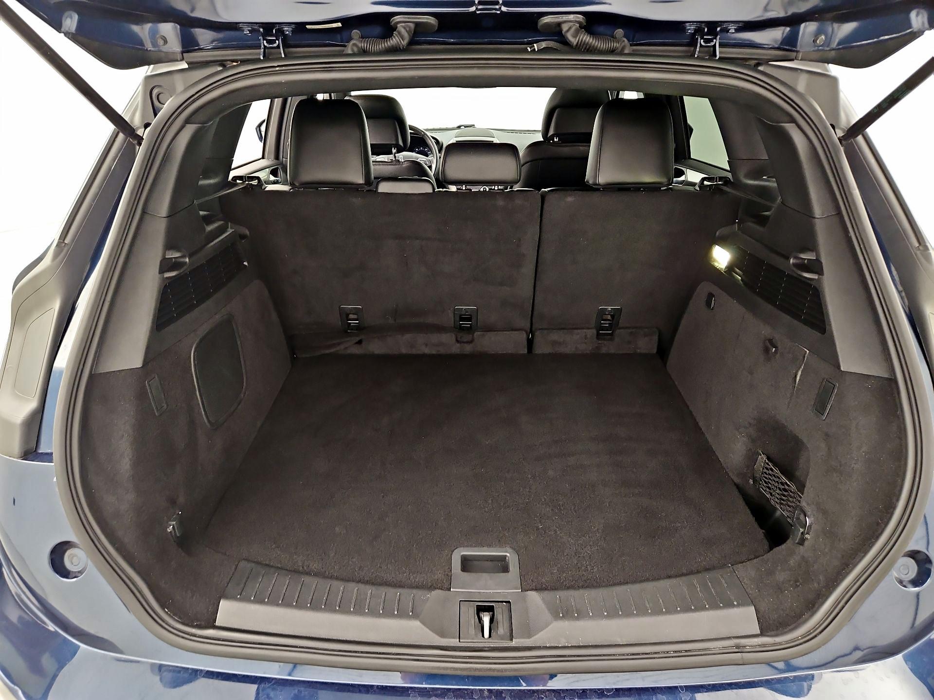 Thumbnail: 2016 Lincoln MKC - 20