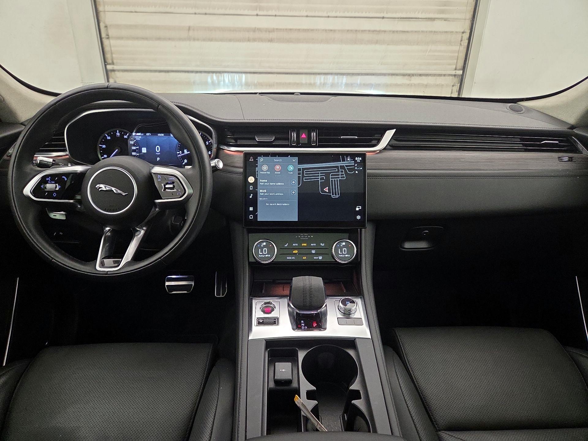 Thumbnail: 2022 Jaguar F-Pace - 9