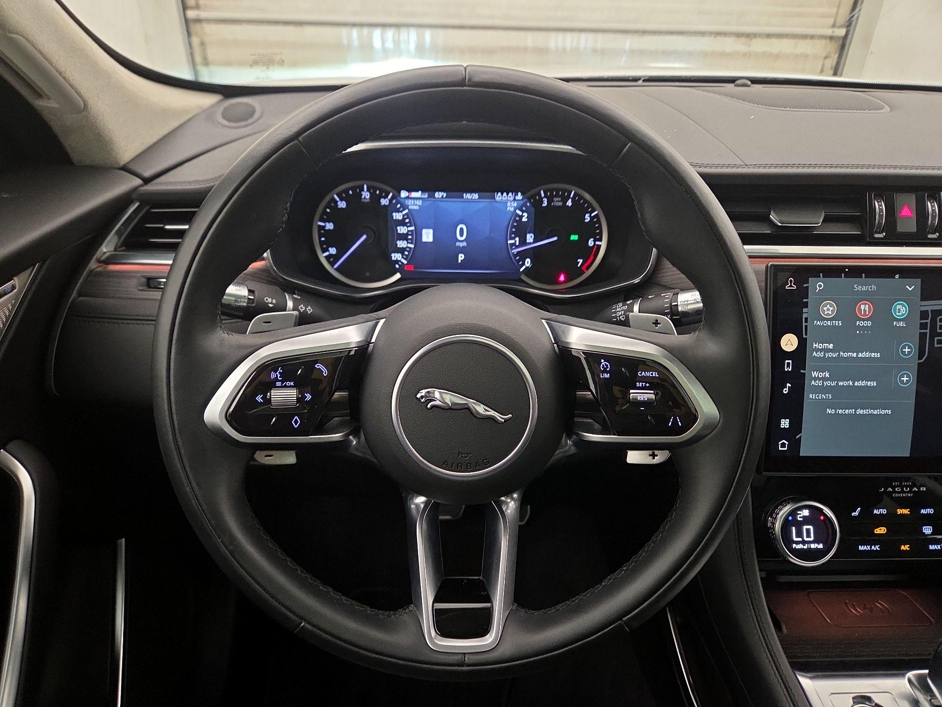 Thumbnail: 2022 Jaguar F-Pace - 10