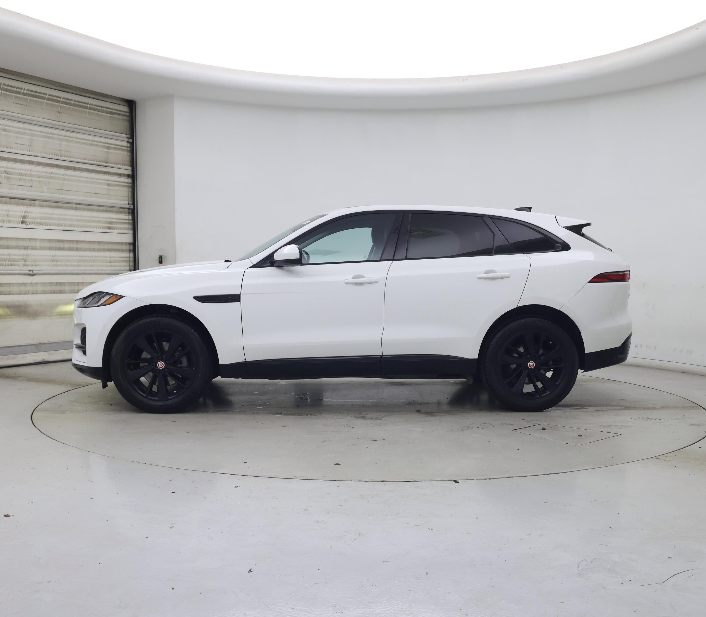 Thumbnail: 2022 Jaguar F-Pace - 3