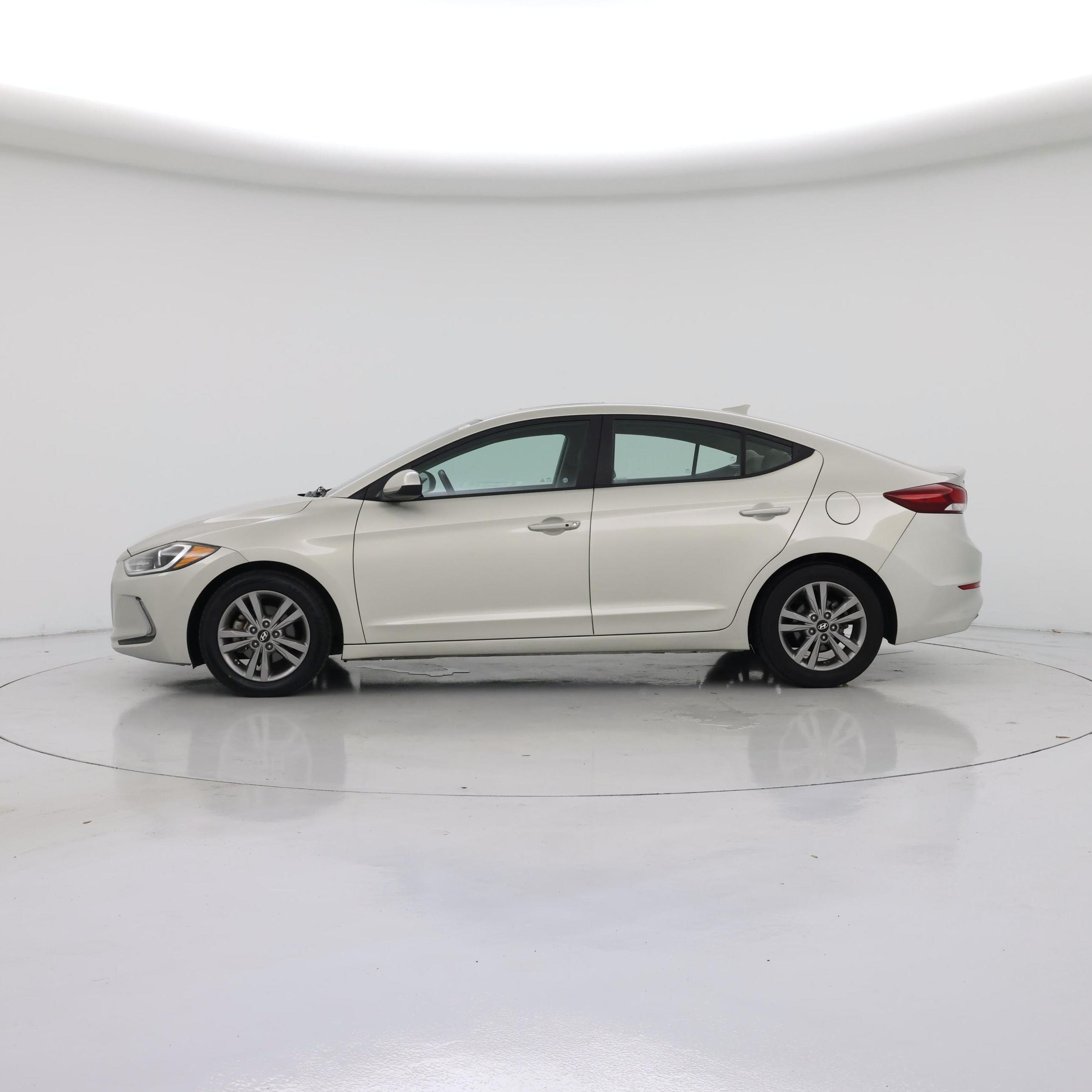 Thumbnail: 2018 Hyundai Elantra - 3