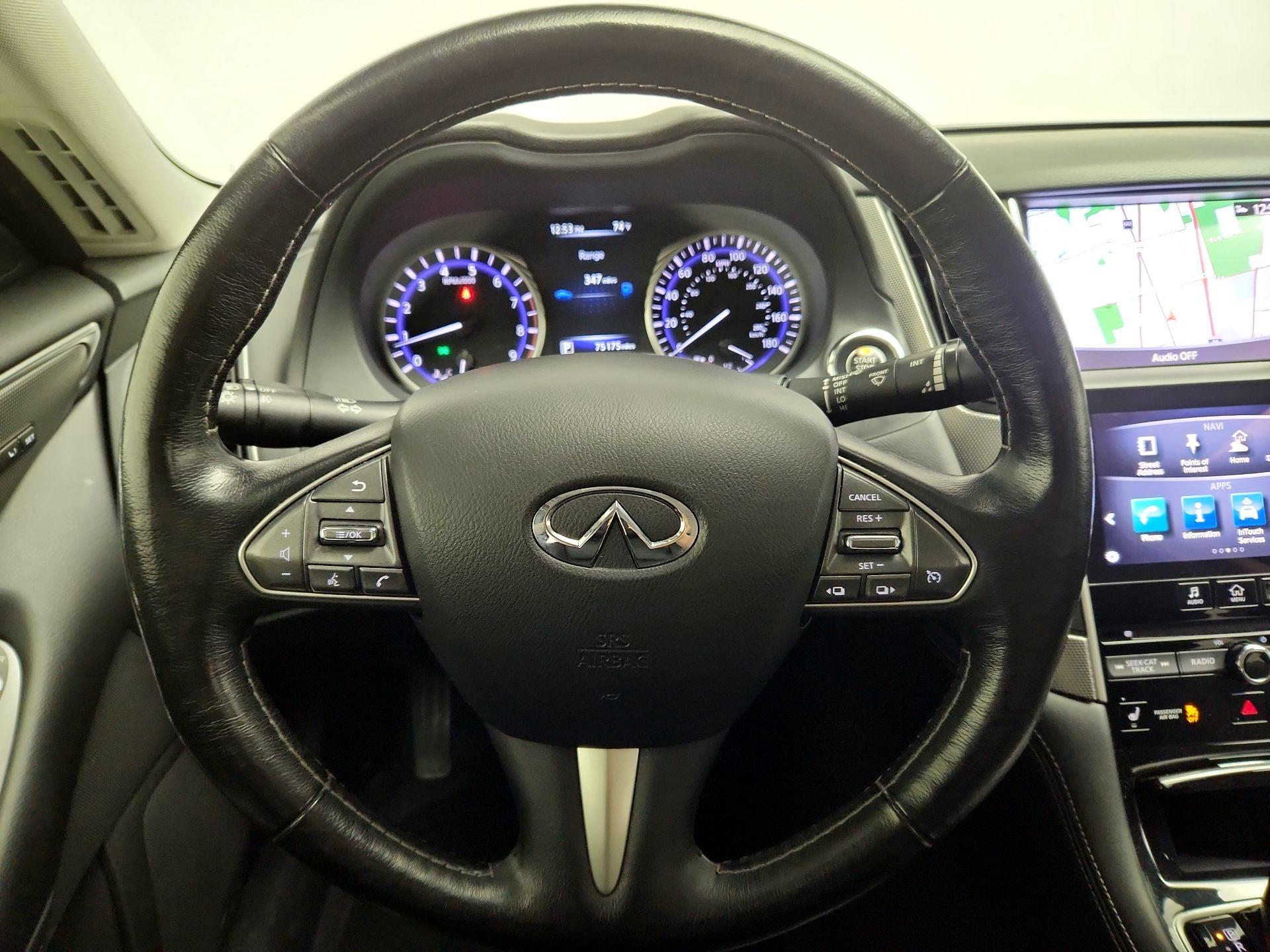 Thumbnail: 2016 INFINITI Q50 - 10