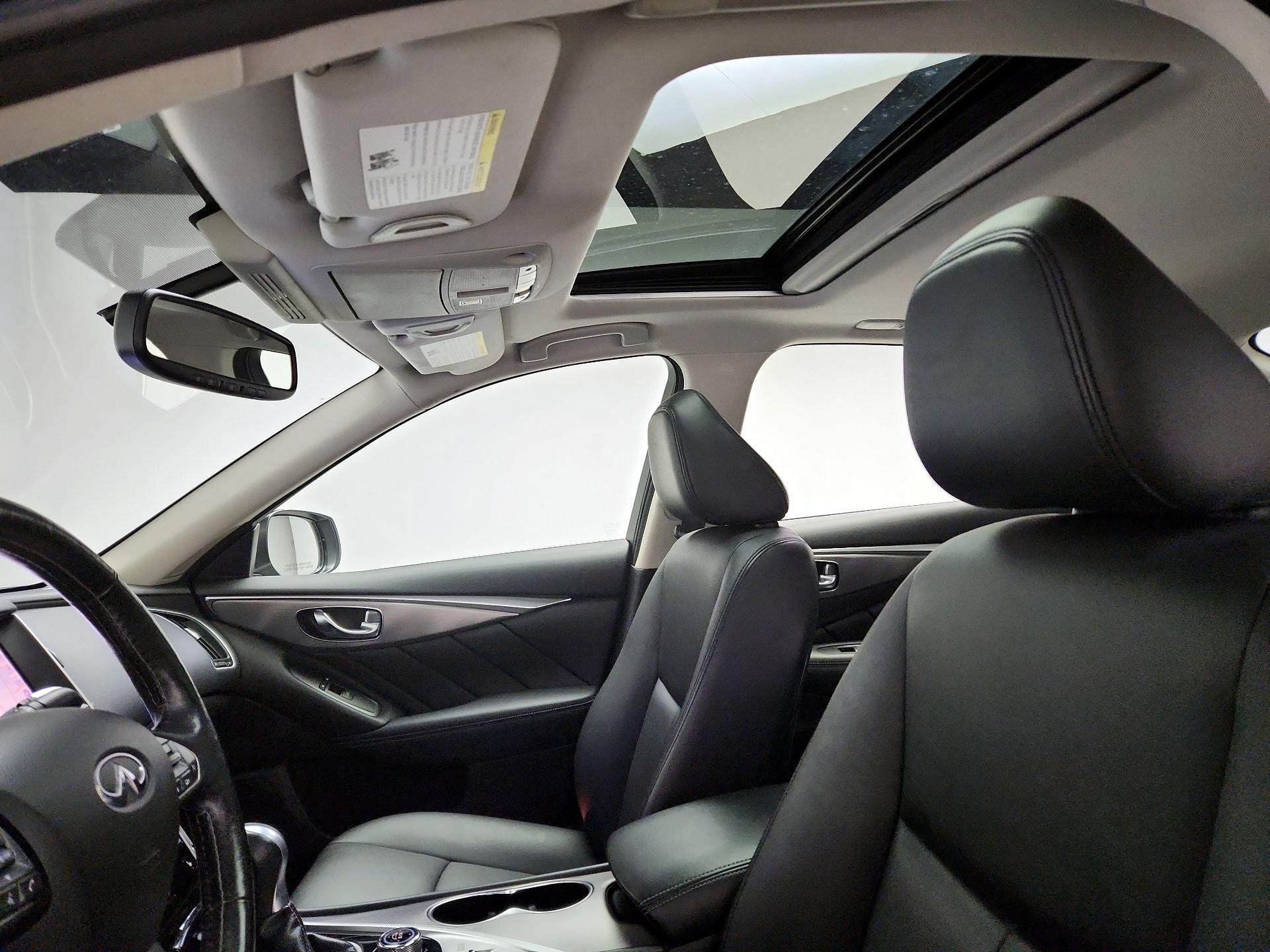 Thumbnail: 2016 INFINITI Q50 - 20