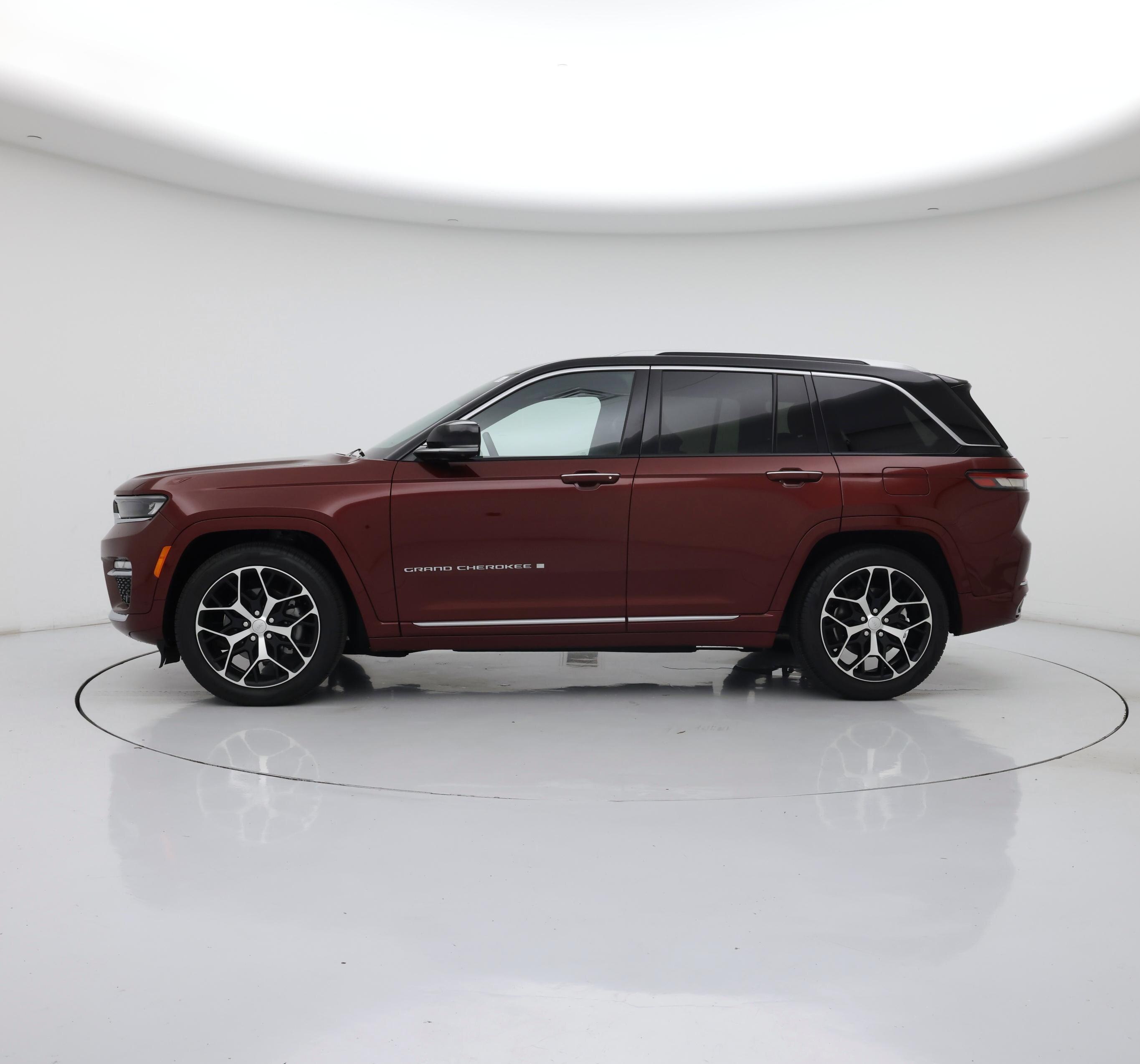 Thumbnail: 2022 Jeep Grand Cherokee - 3