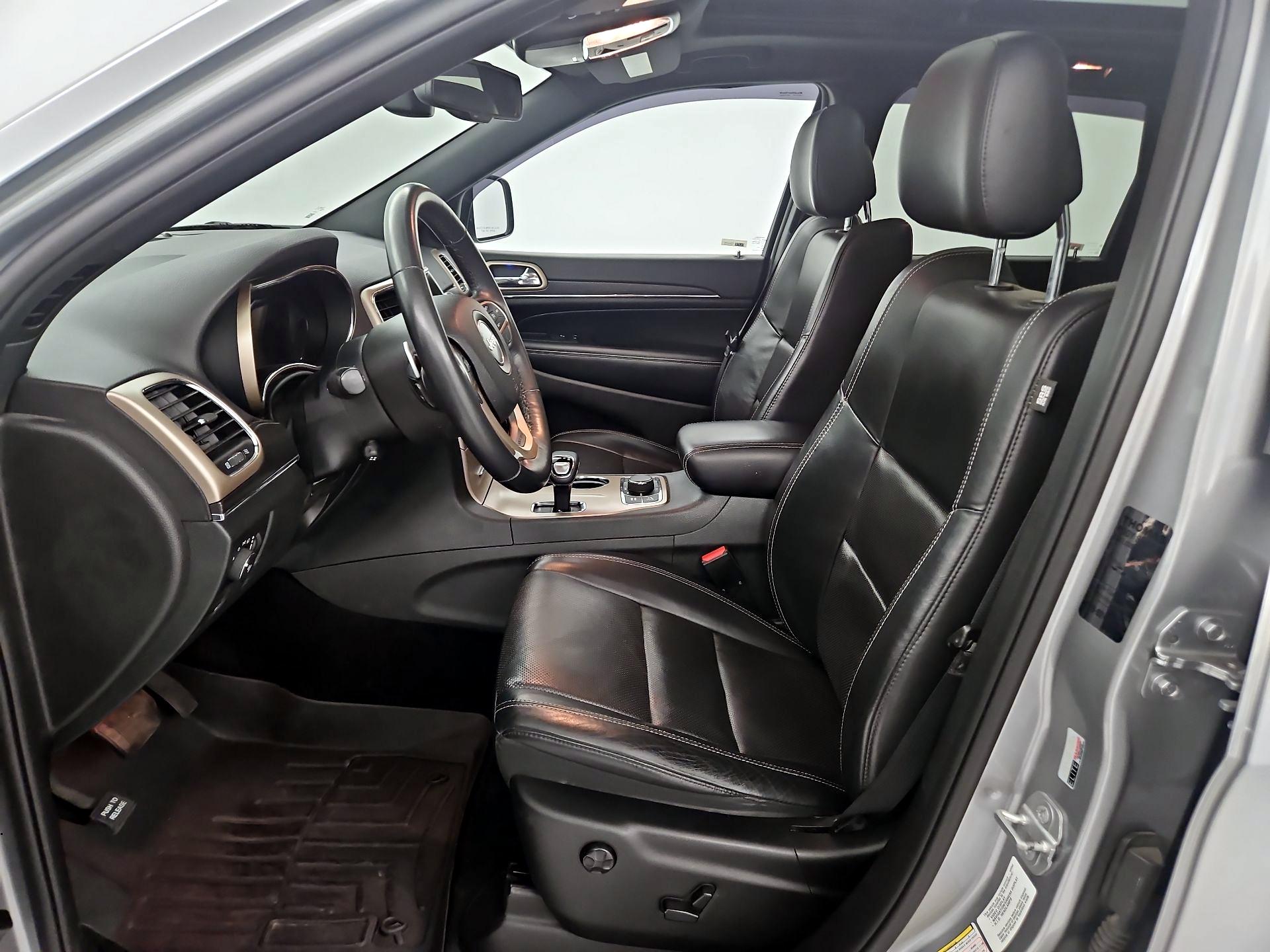 Thumbnail: 2015 Jeep Grand Cherokee - 9