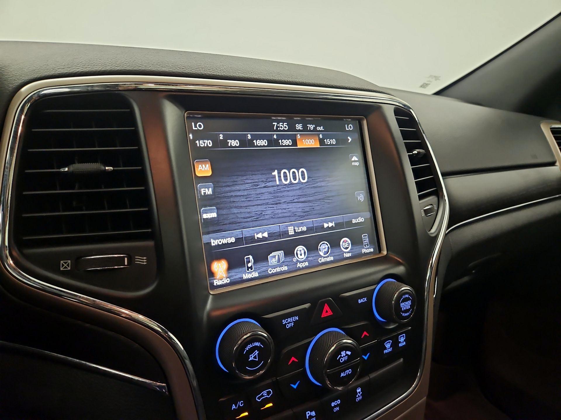 Thumbnail: 2015 Jeep Grand Cherokee - 14