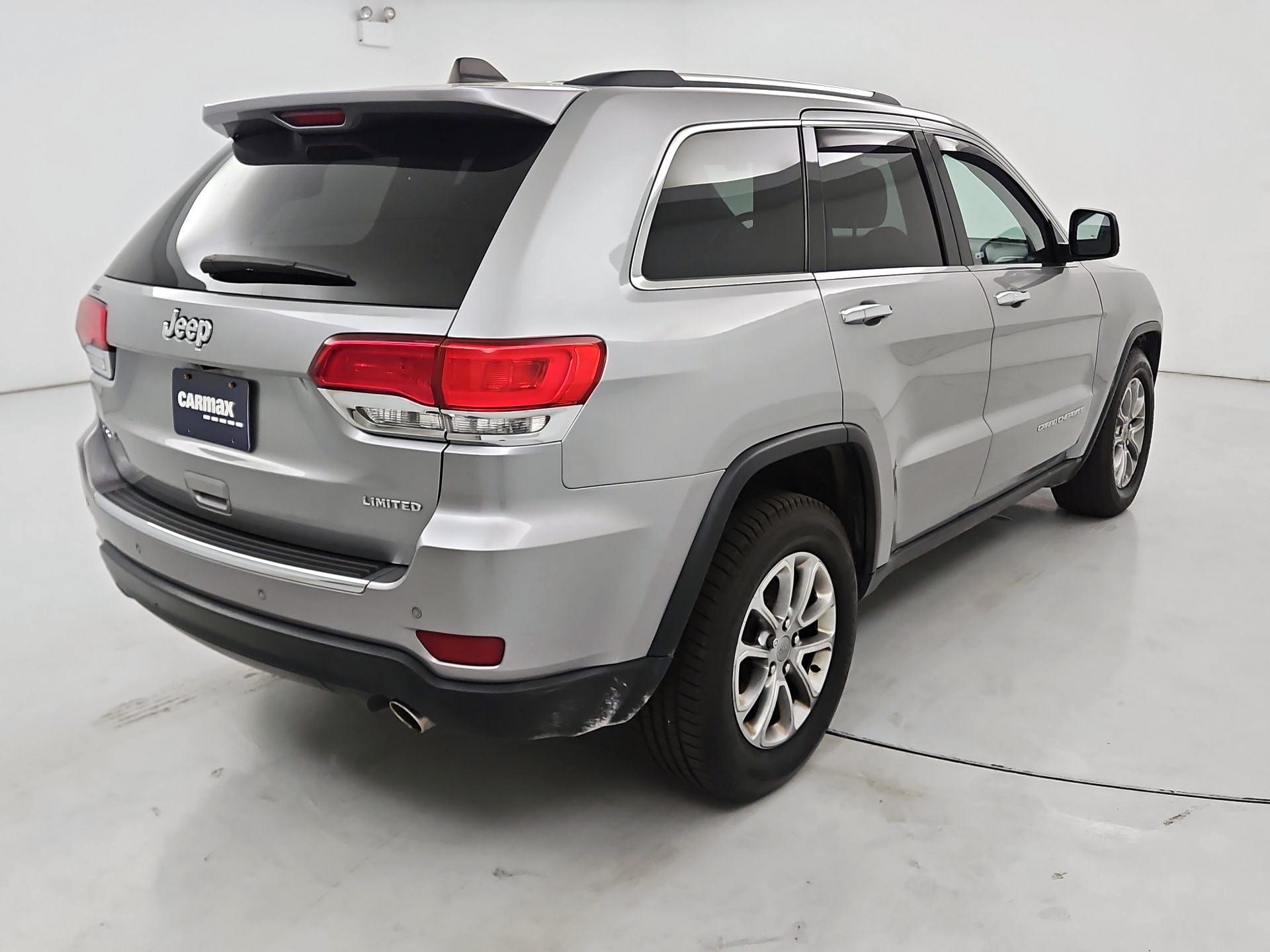 Thumbnail: 2015 Jeep Grand Cherokee - 5