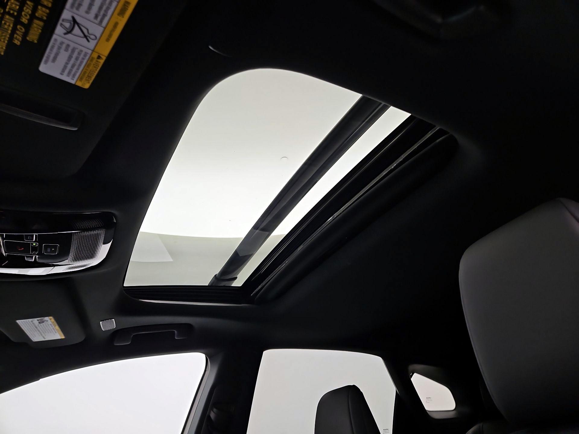 Thumbnail: 2025 Lexus RX - 19