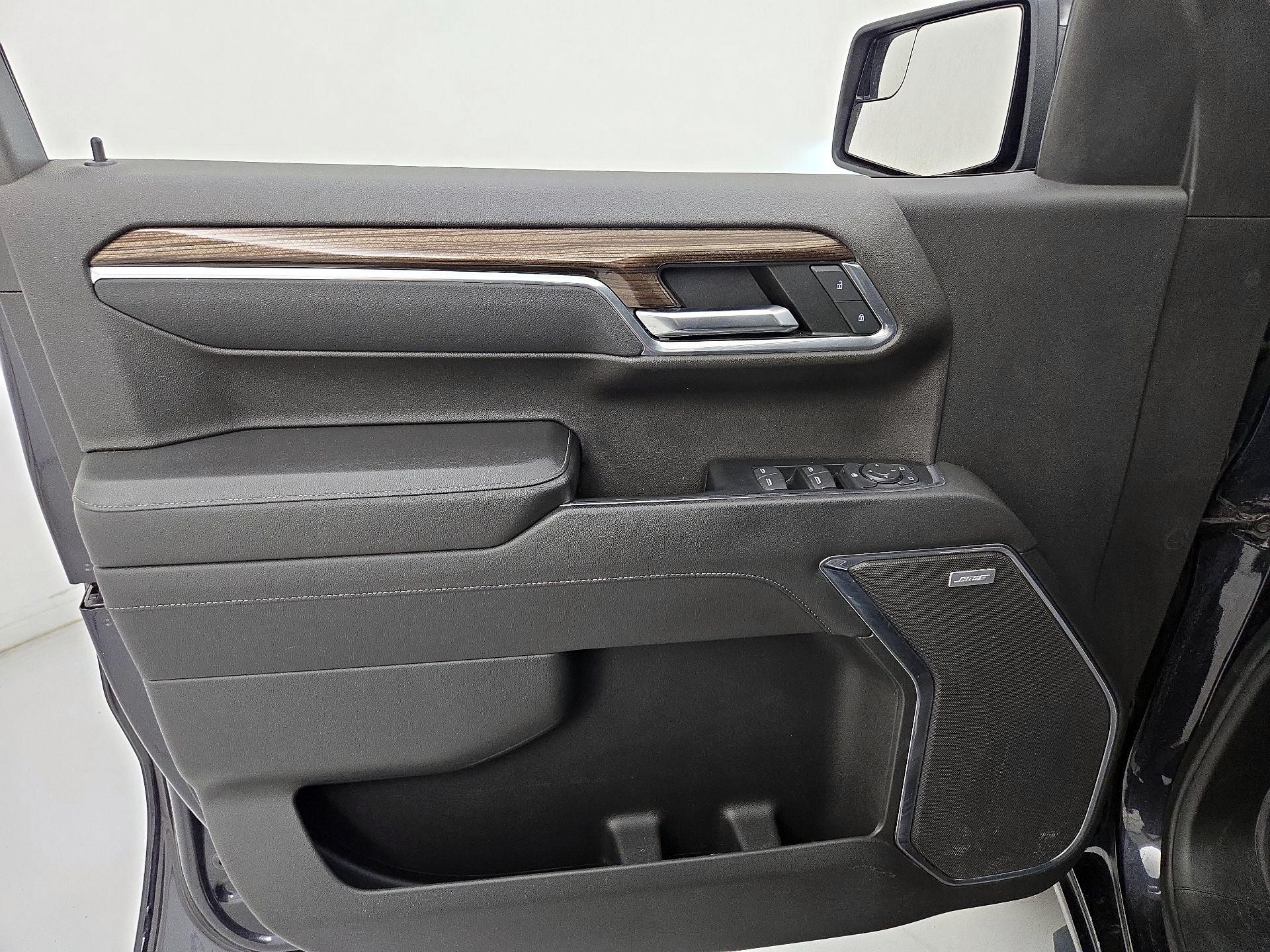 Thumbnail: 2022 Chevrolet Silverado 1500 - 12