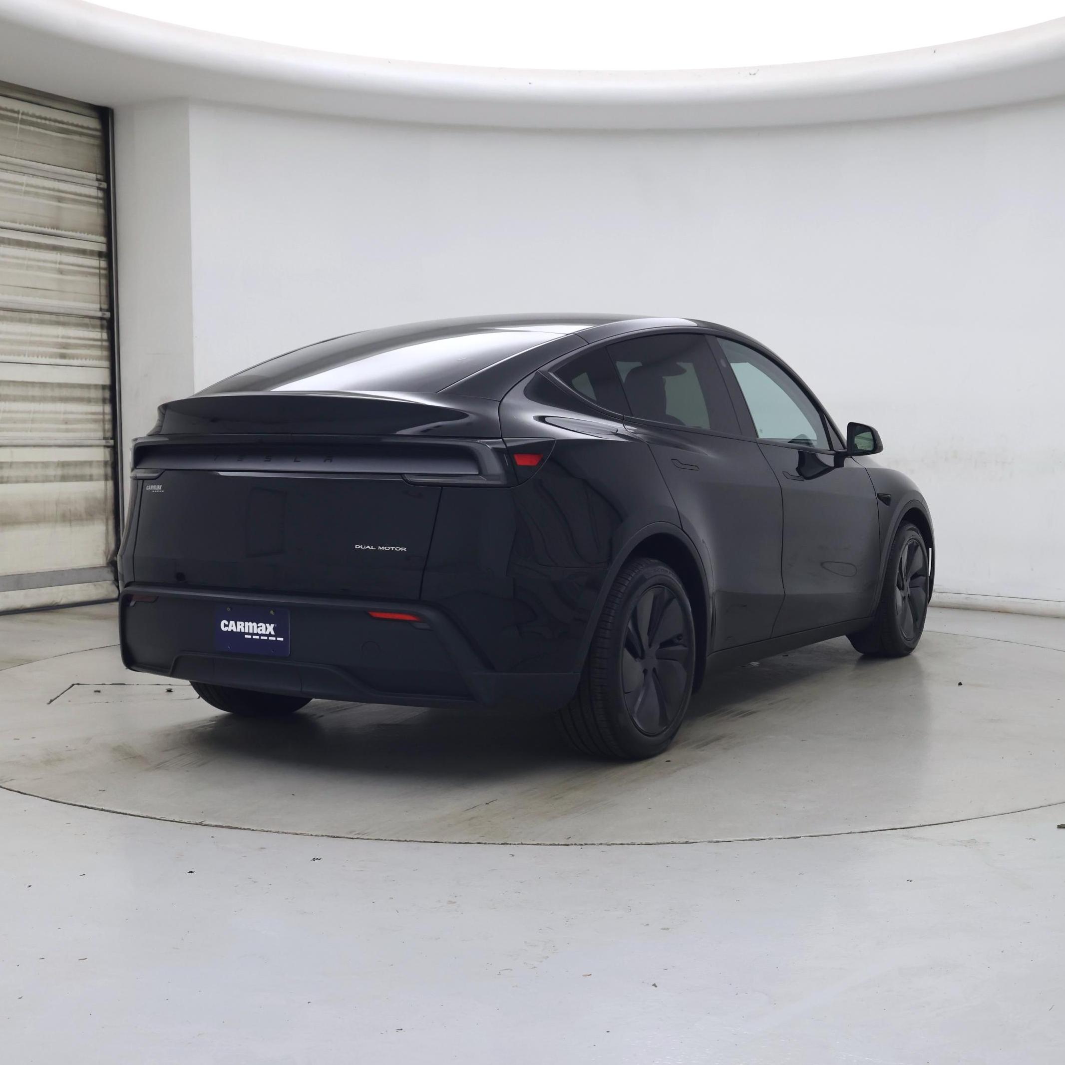 Thumbnail: 2026 Tesla Model Y - 8