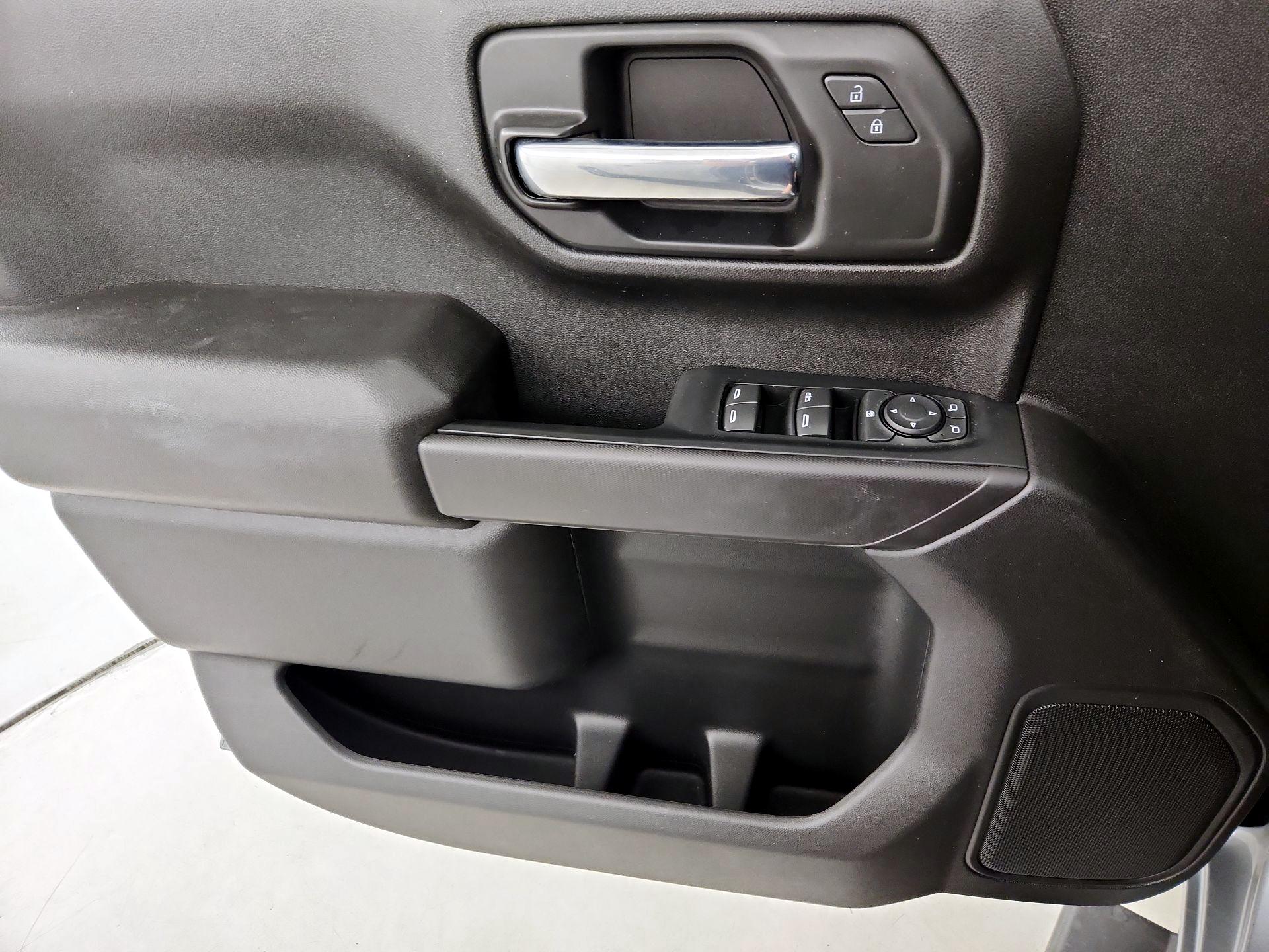 Thumbnail: 2023 Chevrolet Silverado 1500 - 12