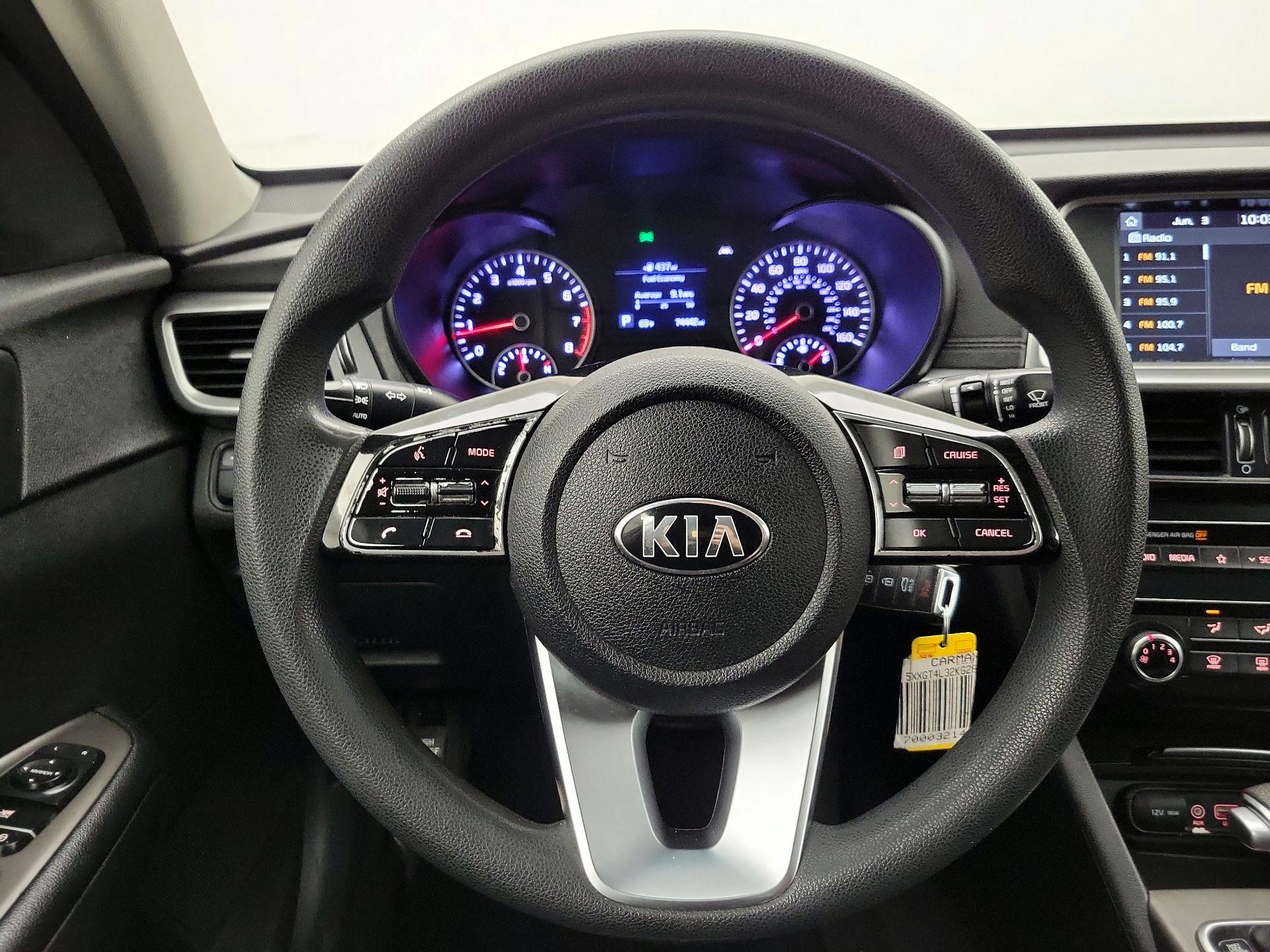 Thumbnail: 2019 Kia Optima - 10