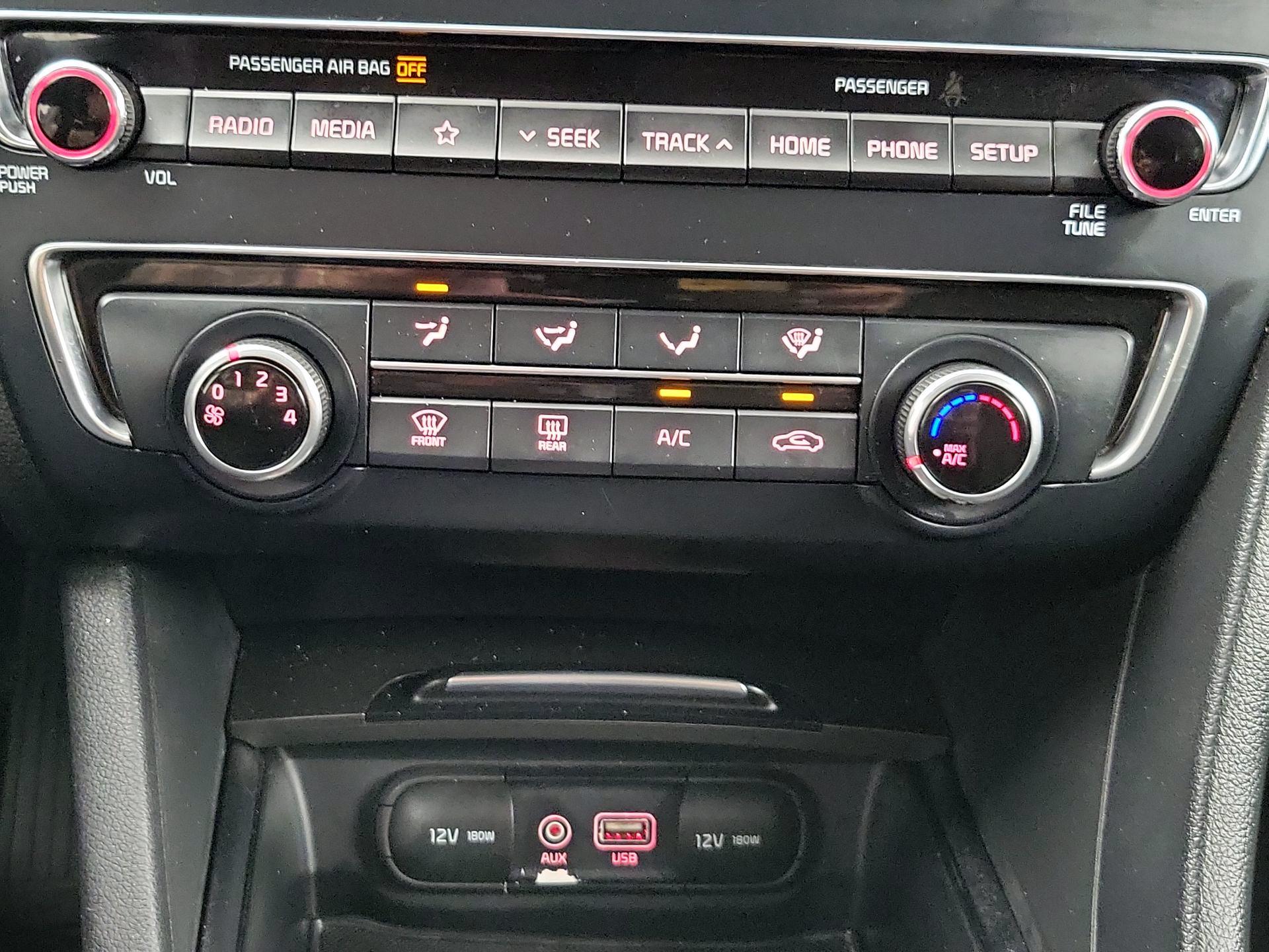 Thumbnail: 2019 Kia Optima - 16