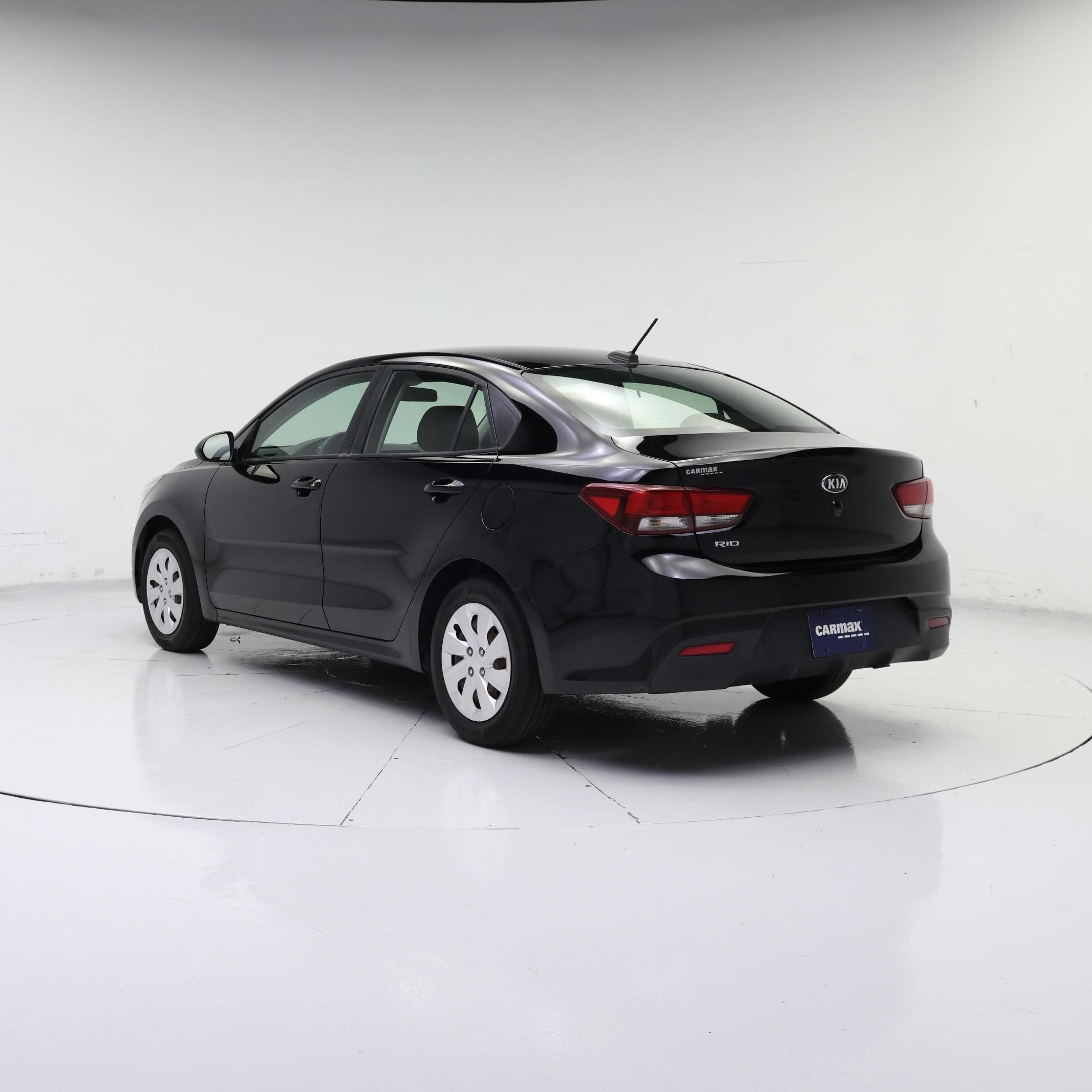 Thumbnail: 2020 Kia Rio - 2