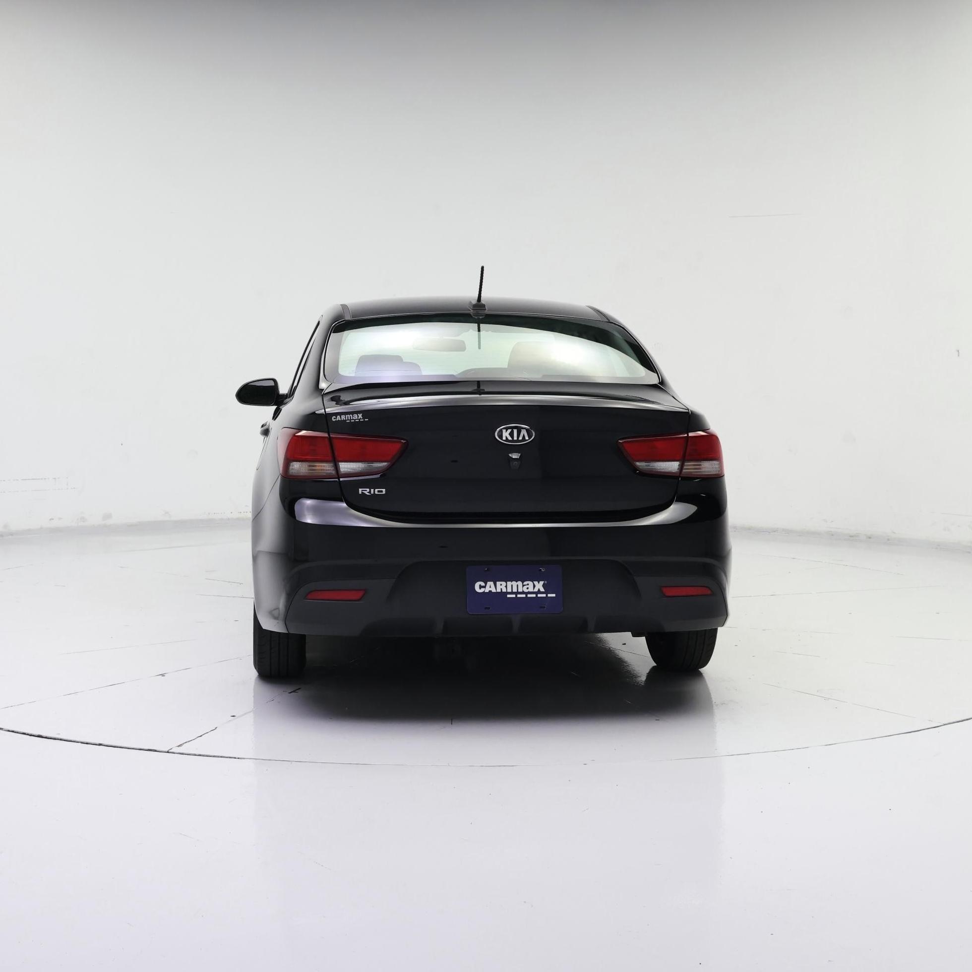 Thumbnail: 2020 Kia Rio - 6