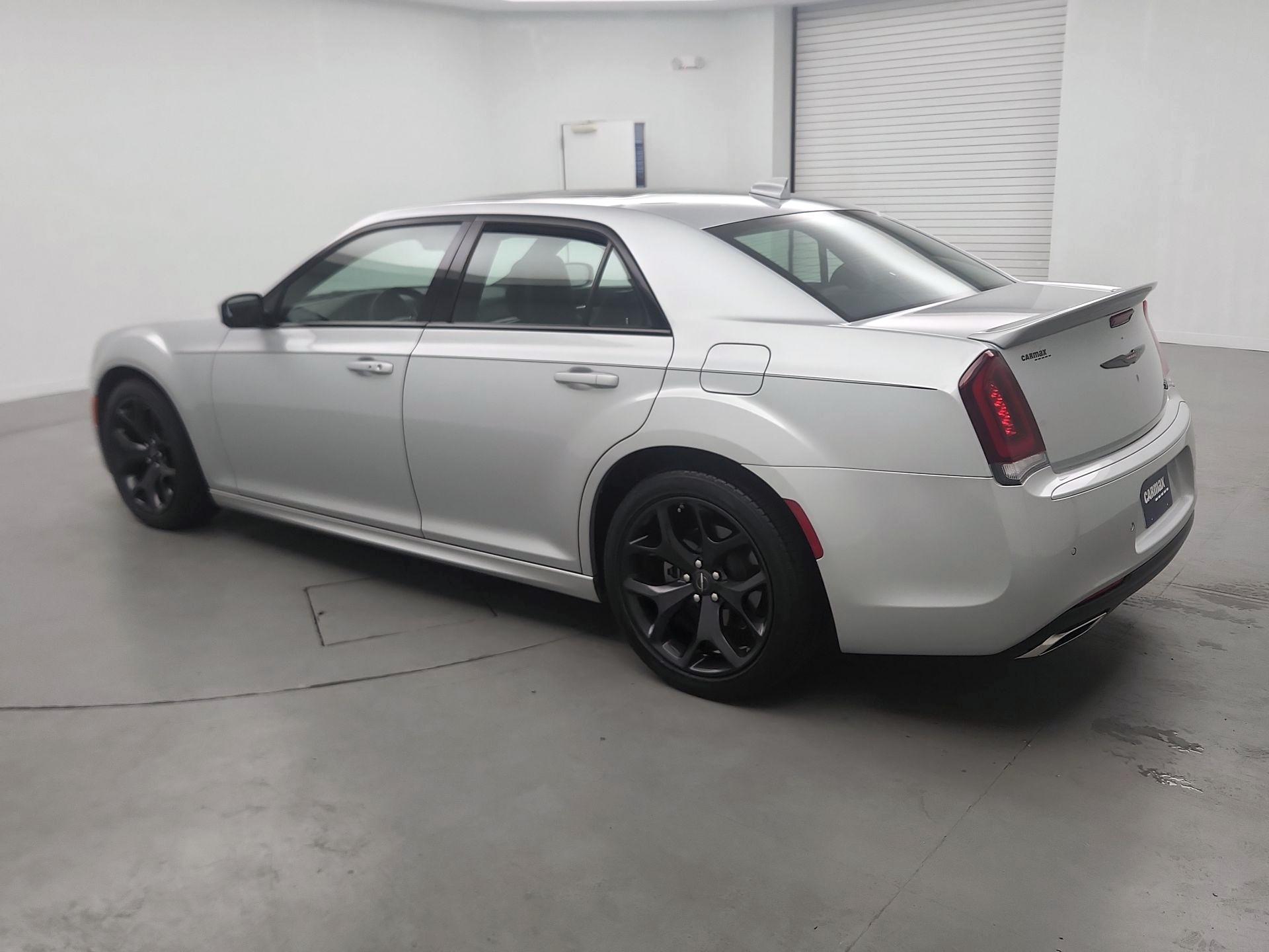 Thumbnail: 2022 Chrysler 300 - 7