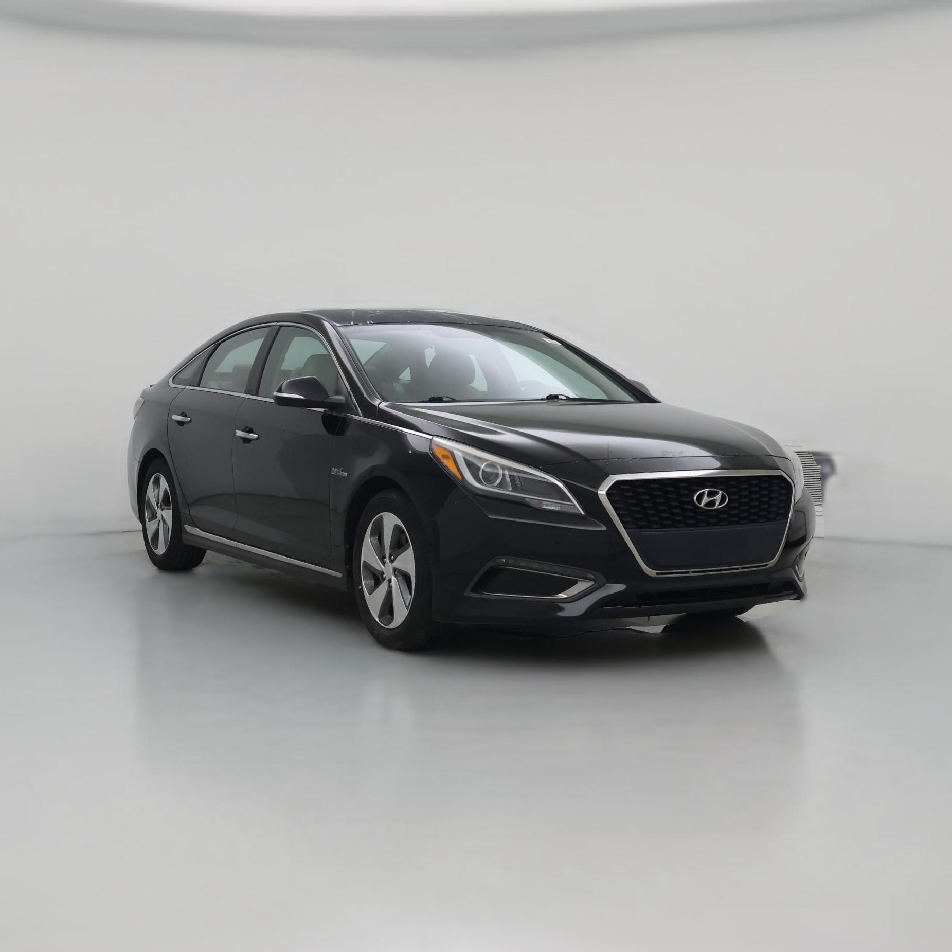 Thumbnail: 2016 Hyundai Sonata - 1