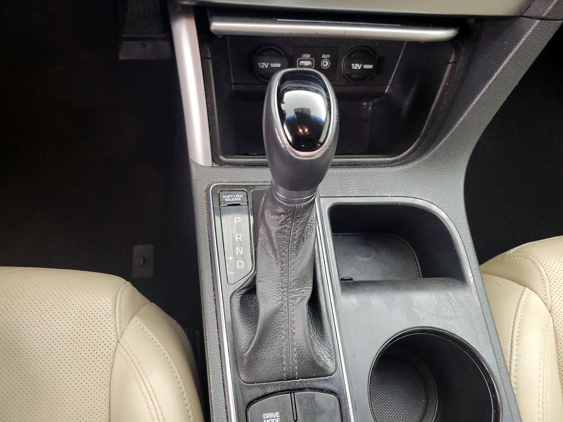 Thumbnail: 2016 Hyundai Sonata - 17