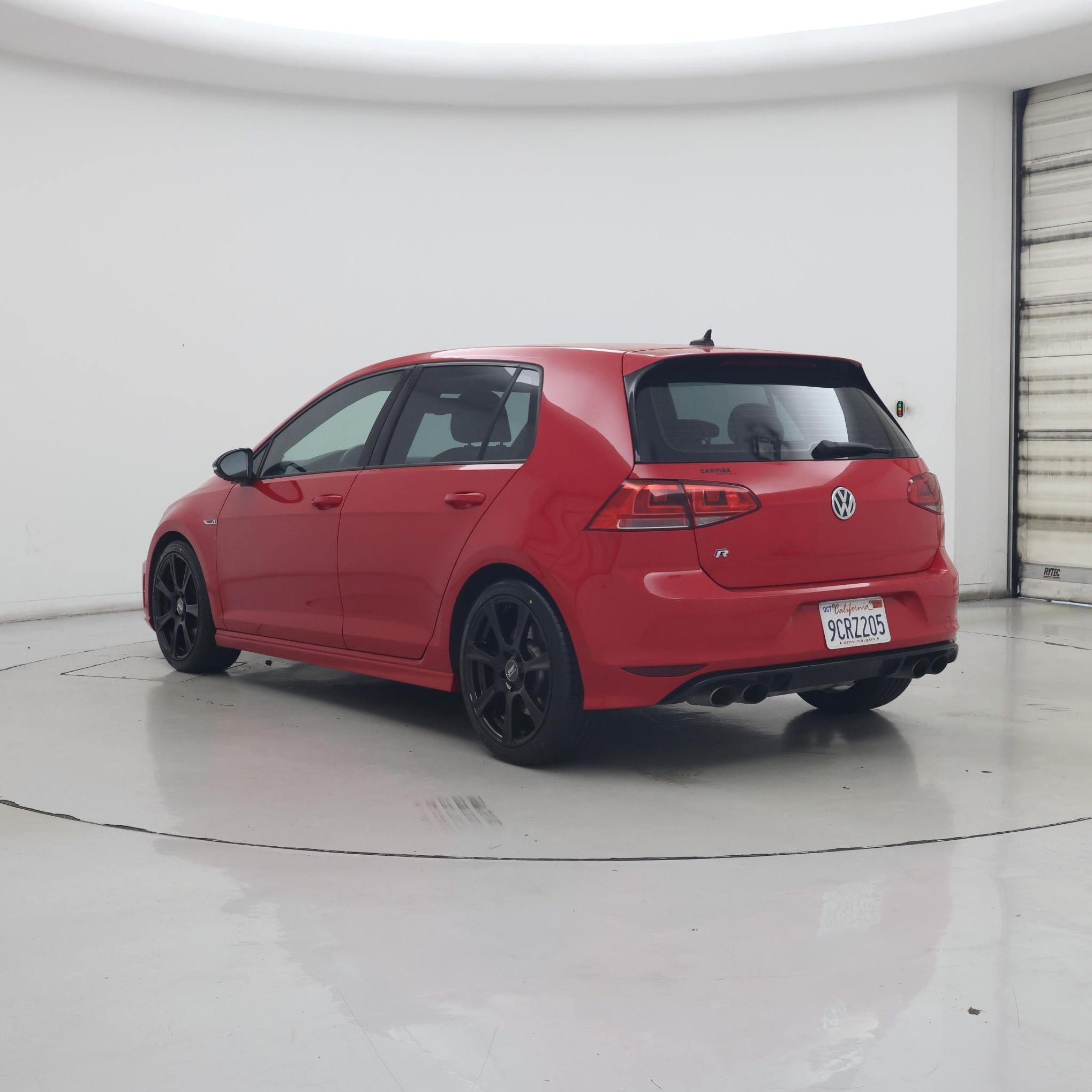 Thumbnail: 2016 Volkswagen Golf - 2