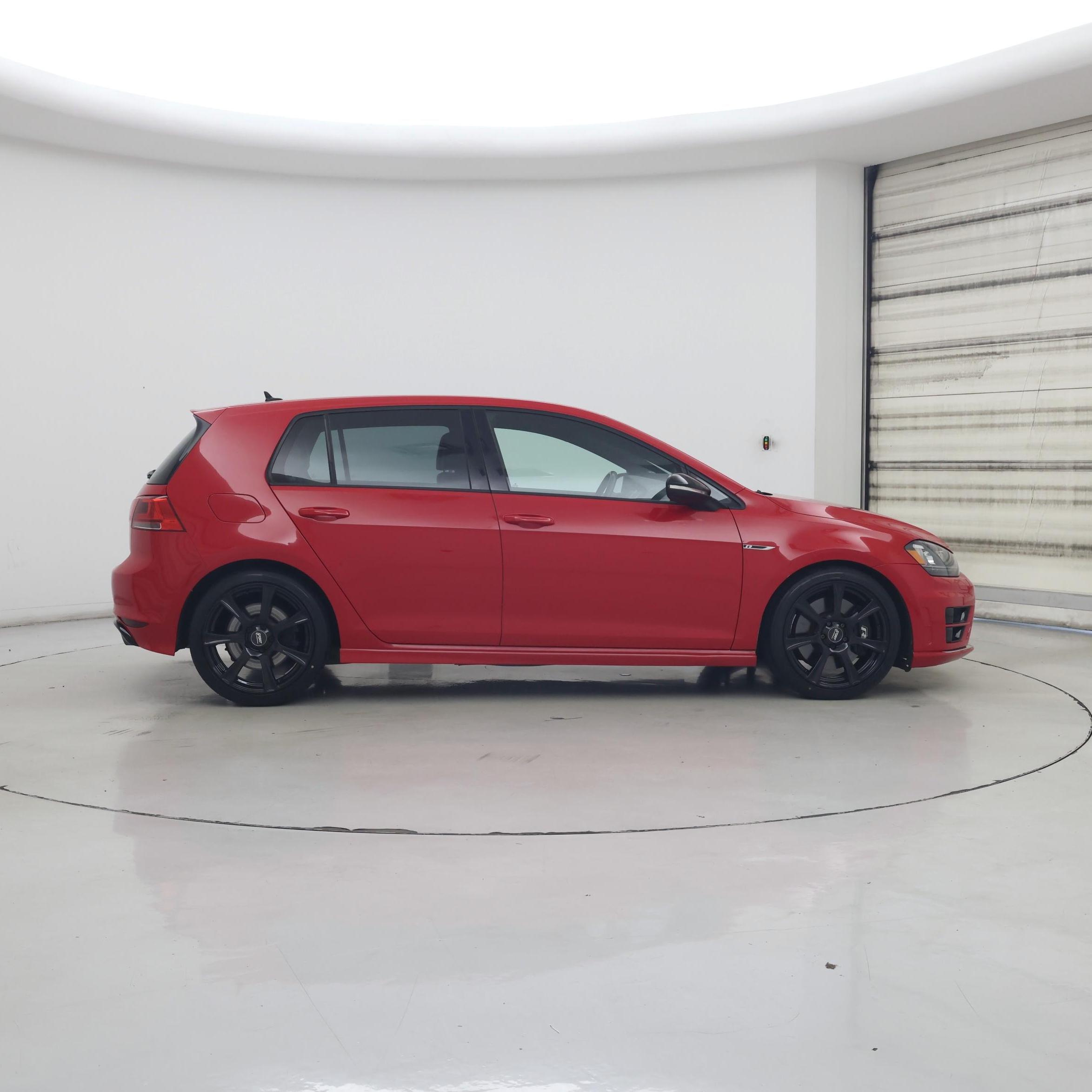 Thumbnail: 2016 Volkswagen Golf - 7