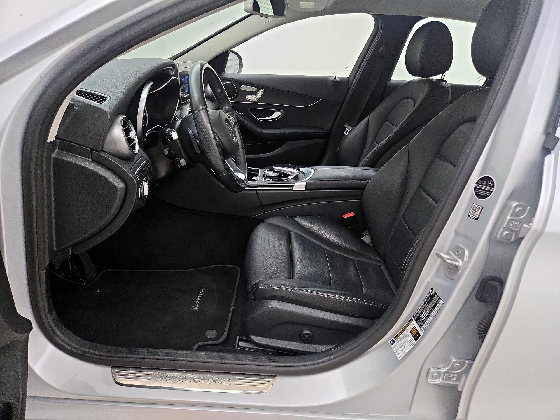 Thumbnail: 2016 Mercedes-Benz C-Class - 11
