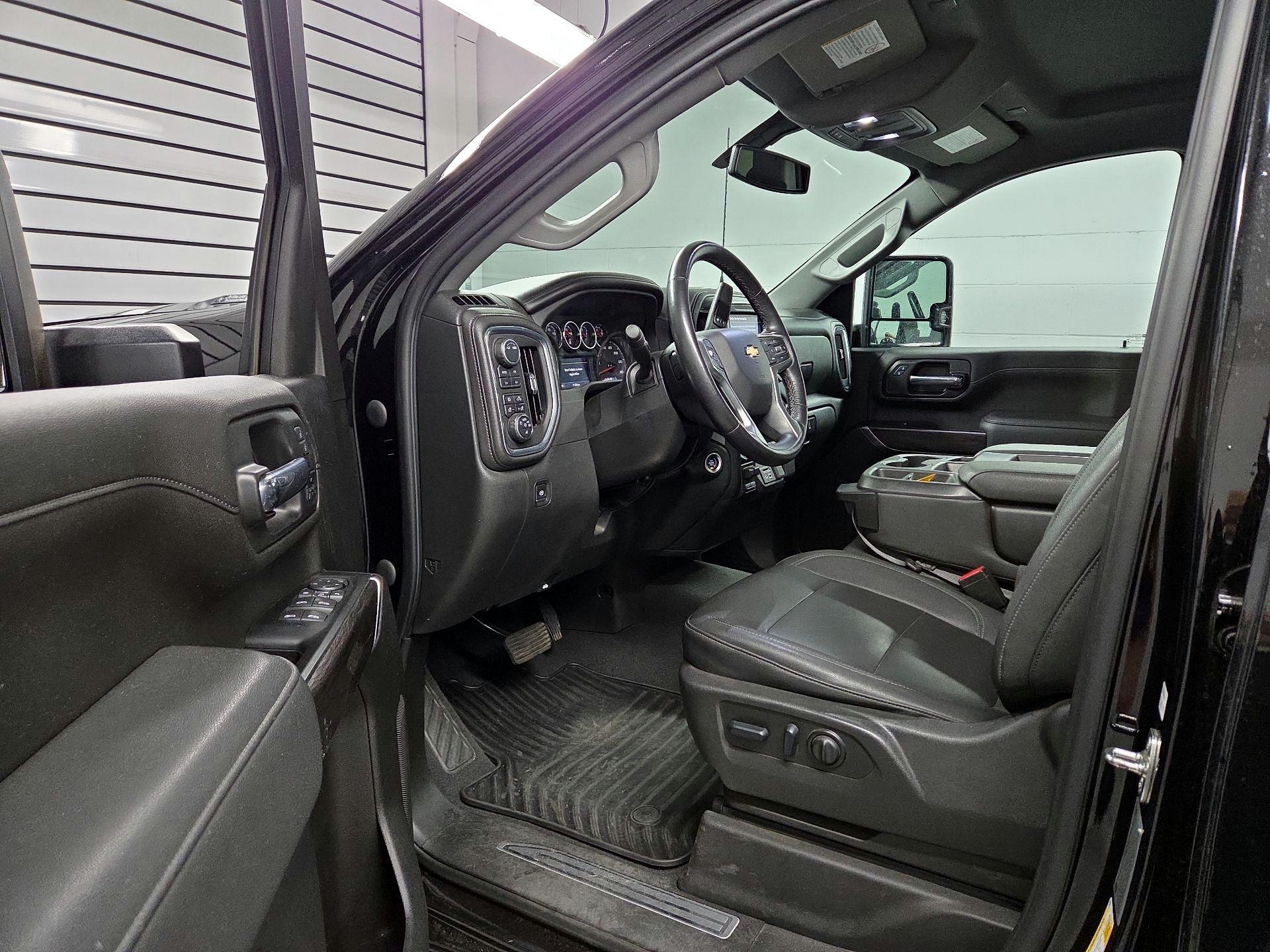 Thumbnail: 2023 Chevrolet Silverado 2500 - 9