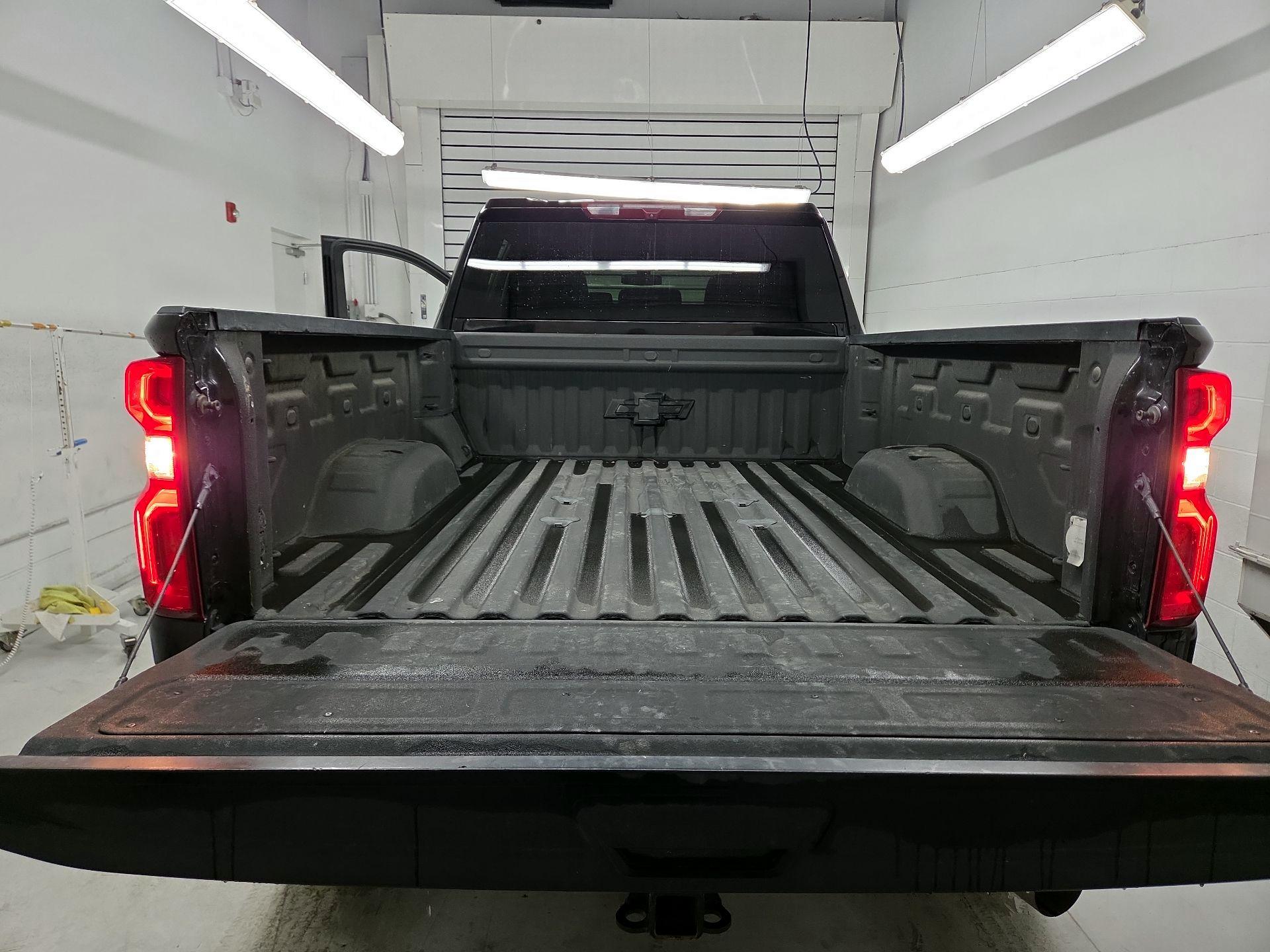 Thumbnail: 2023 Chevrolet Silverado 2500 - 18