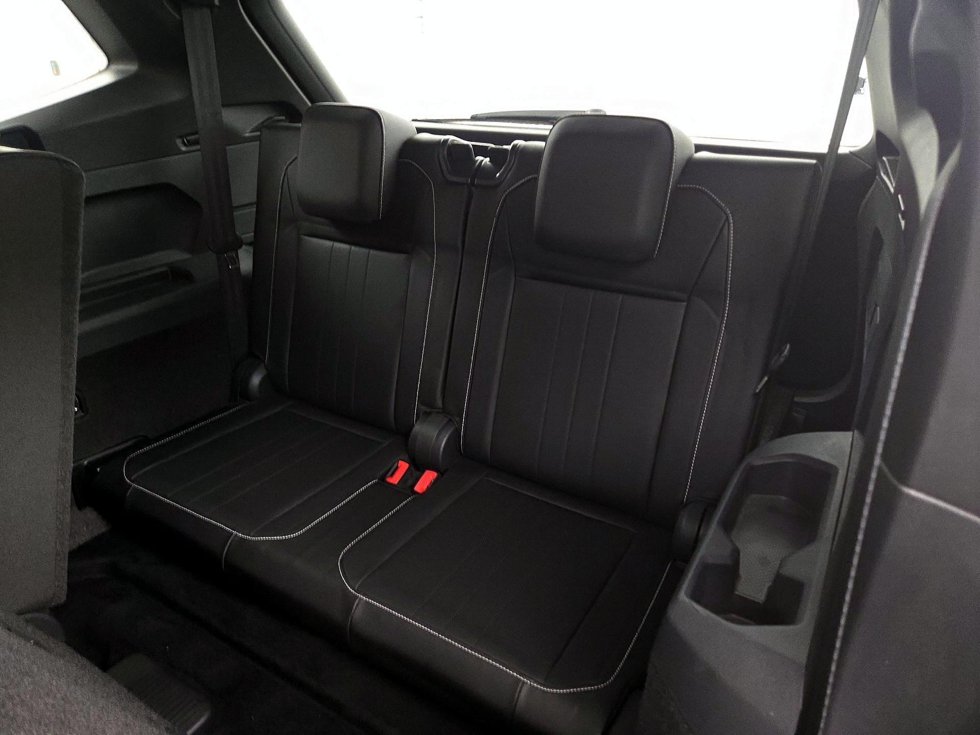 Thumbnail: 2022 Volkswagen Tiguan - 20