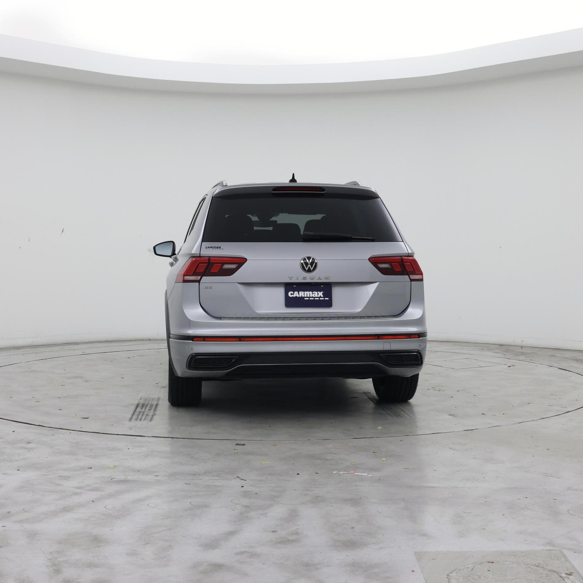 Thumbnail: 2022 Volkswagen Tiguan - 6