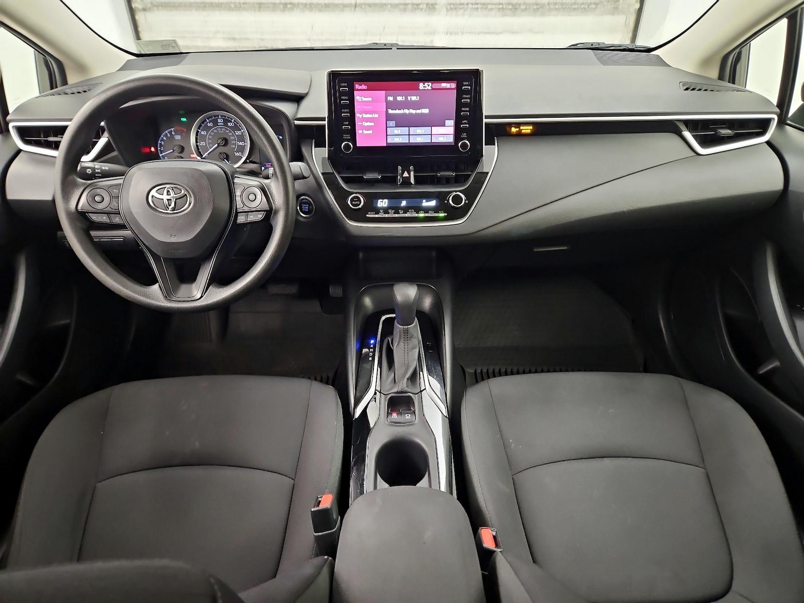 2020 Toyota Corolla LE - Photo 10
