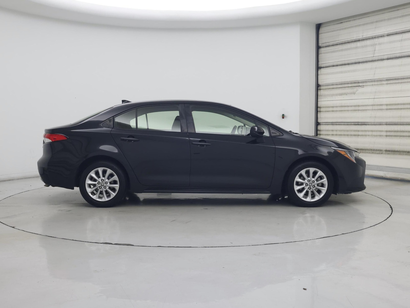 2020 Toyota Corolla LE - Photo 8
