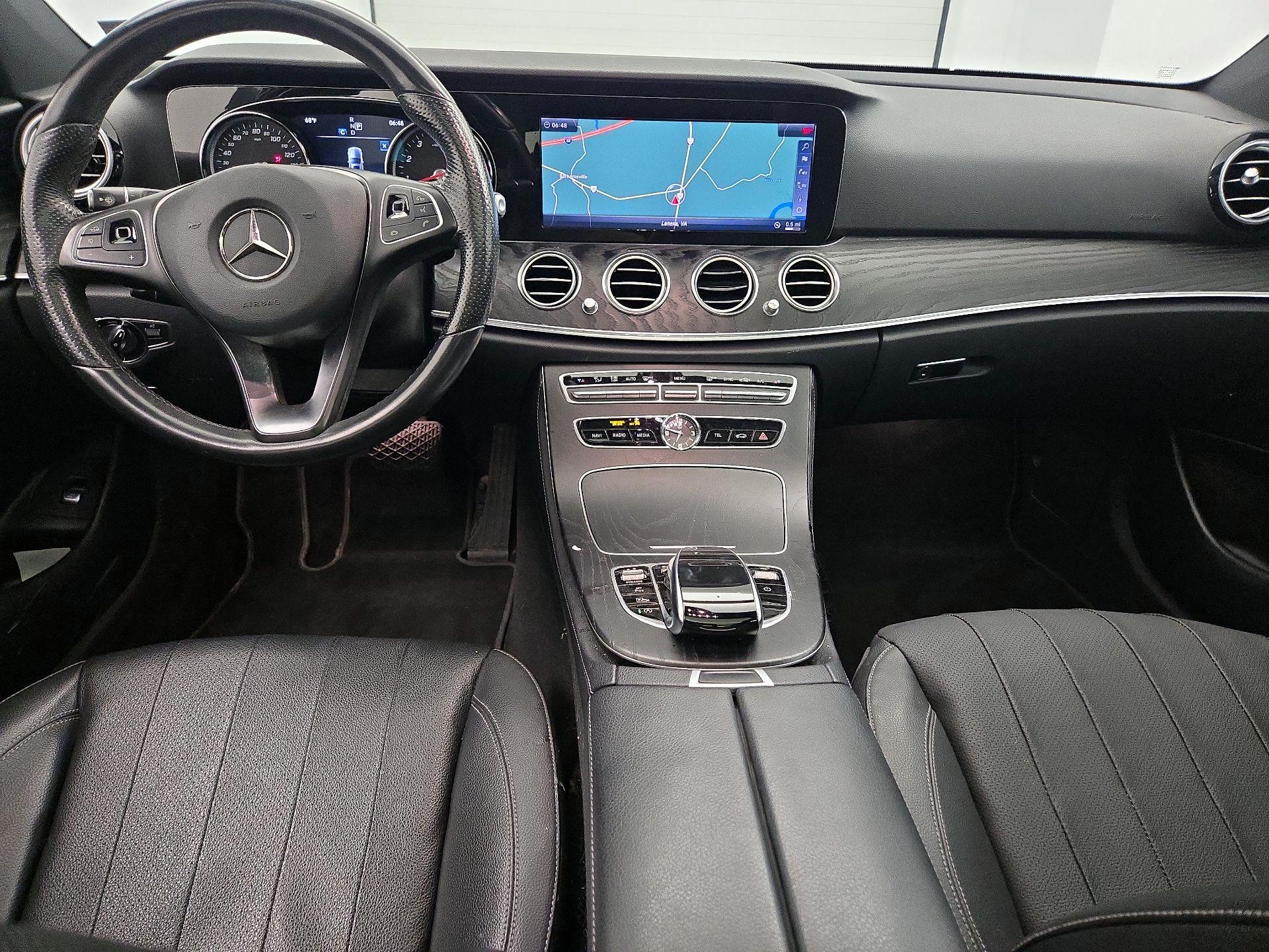 Thumbnail: 2018 Mercedes-Benz E-Class - 9