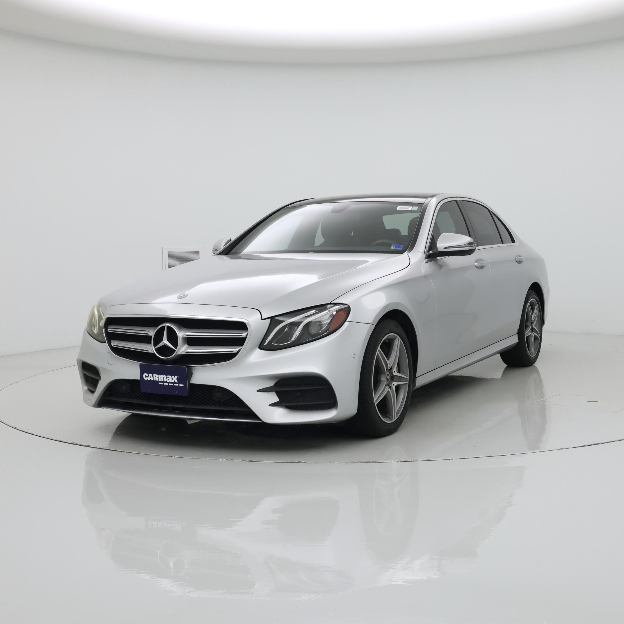 Thumbnail: 2018 Mercedes-Benz E-Class - 4