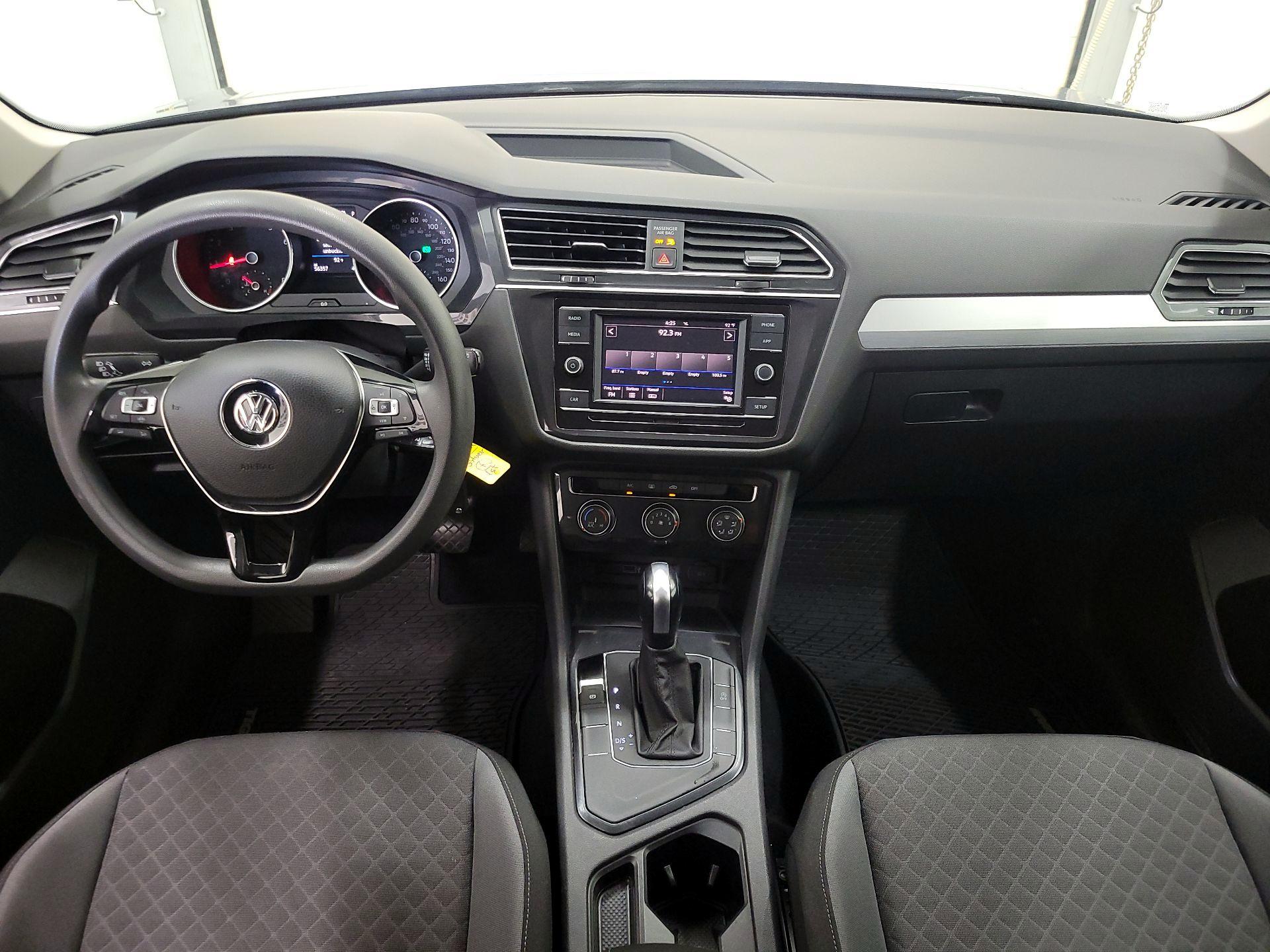 Thumbnail: 2019 Volkswagen Tiguan - 9