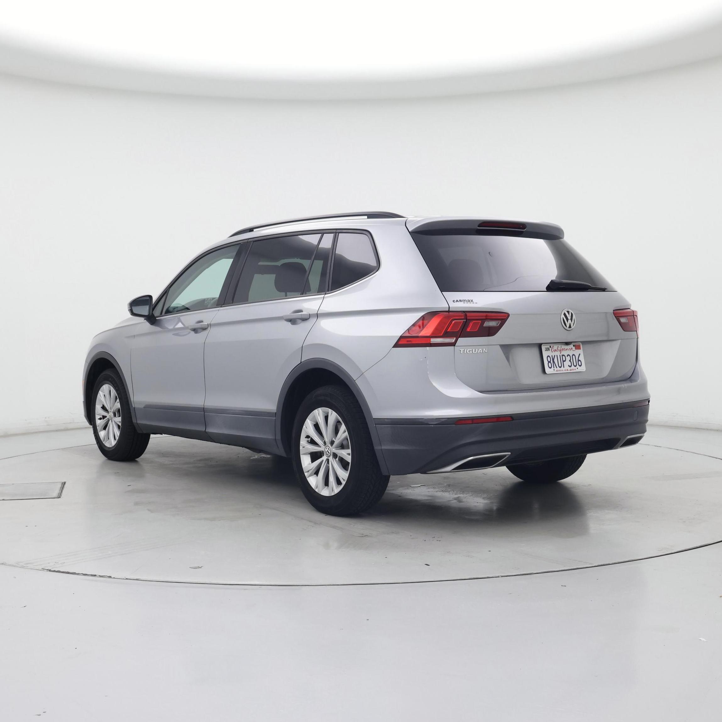 Thumbnail: 2019 Volkswagen Tiguan - 2