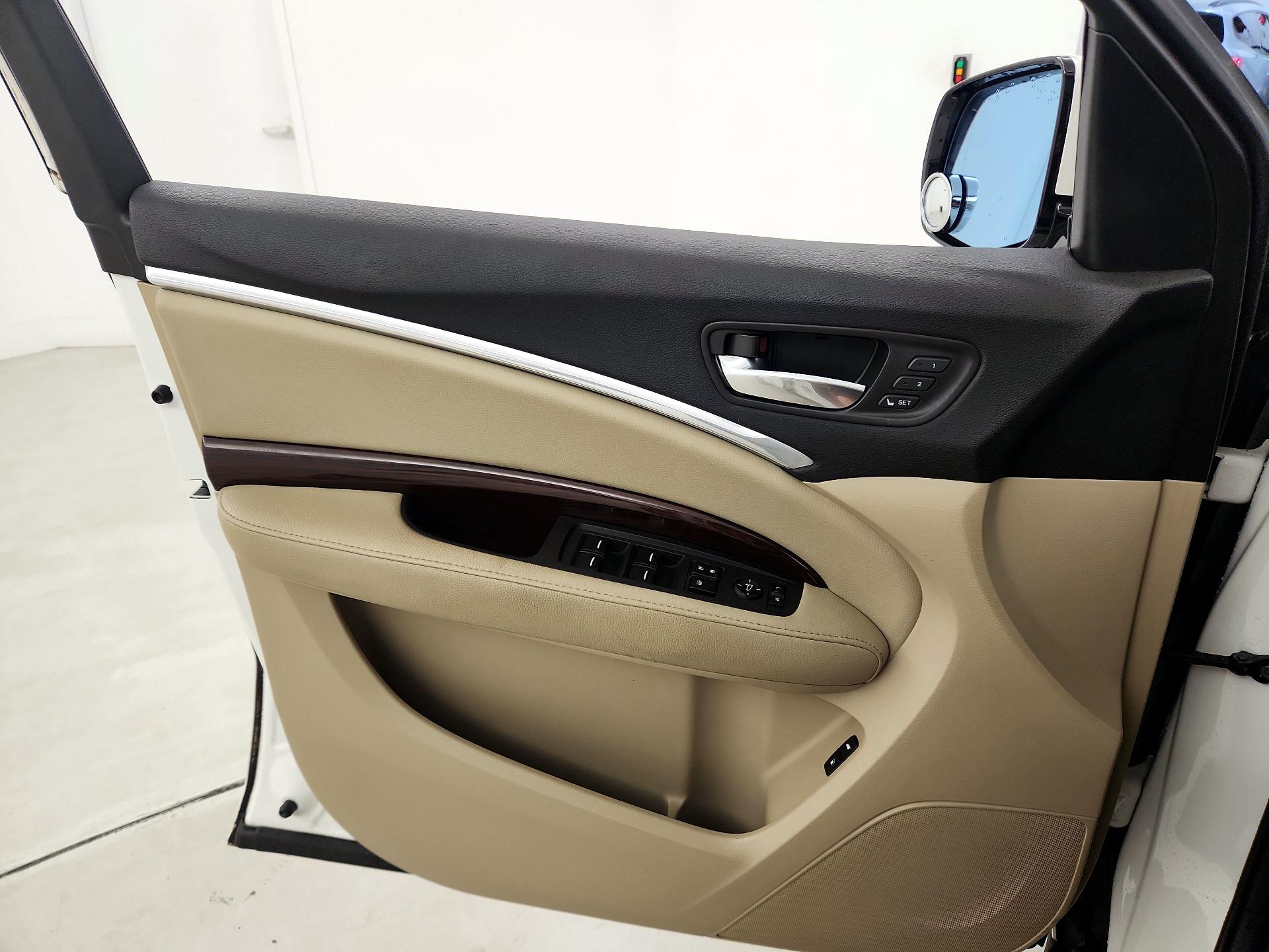 Thumbnail: 2015 Acura MDX - 12